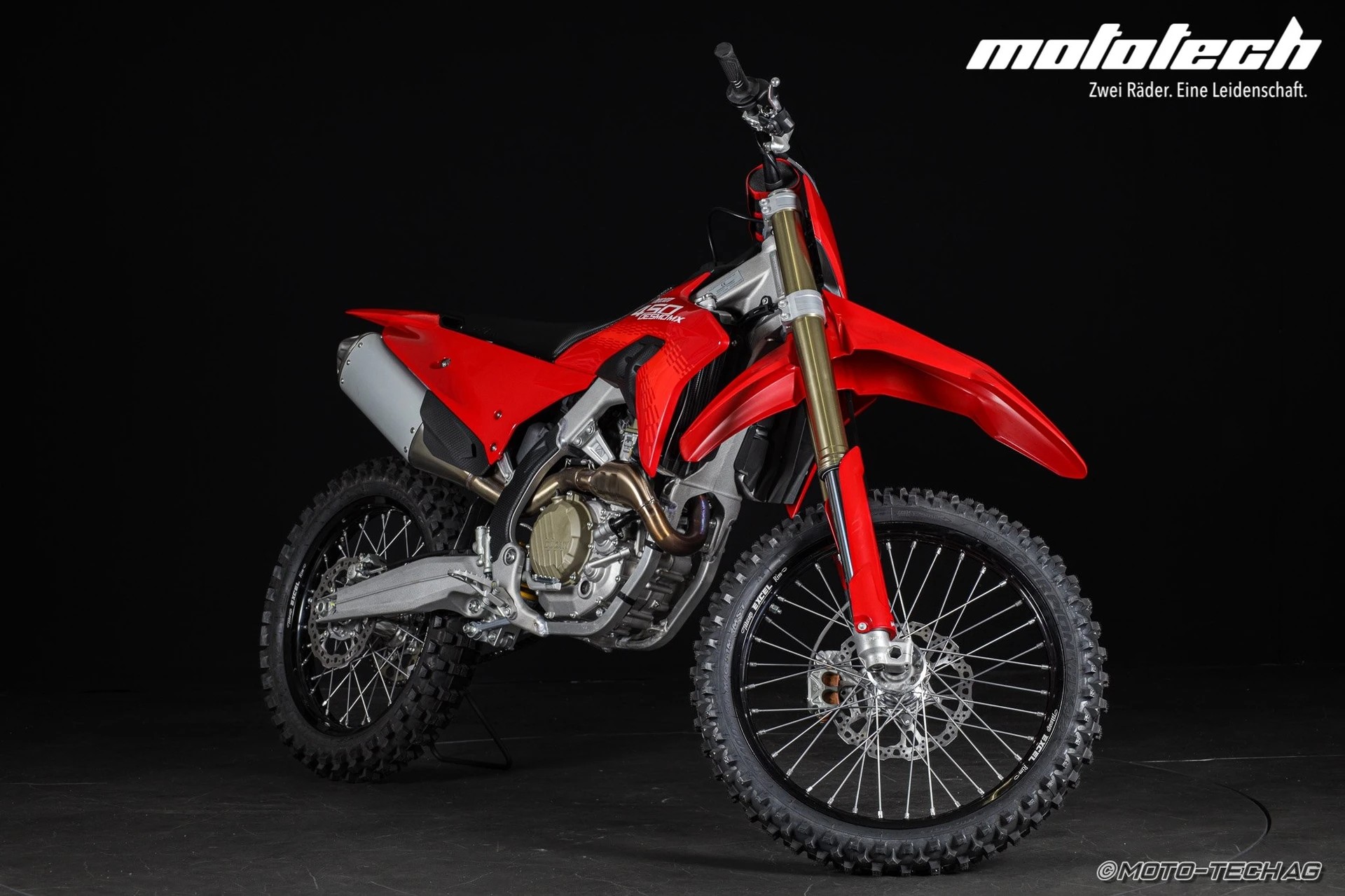 DUCATI Desmo 450 MX