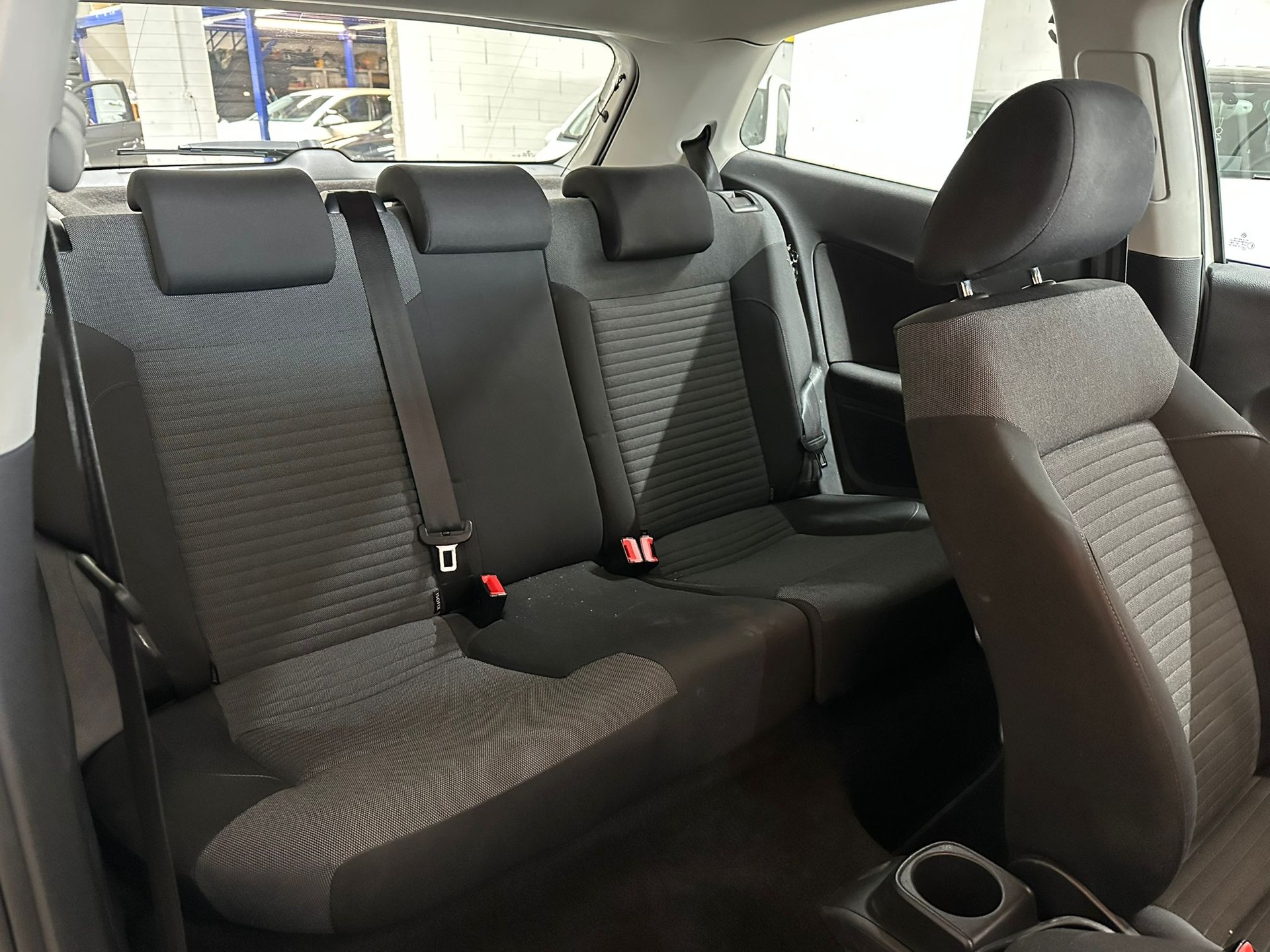 VW Polo 1.6 TDI Comfortline DSG-image-6
