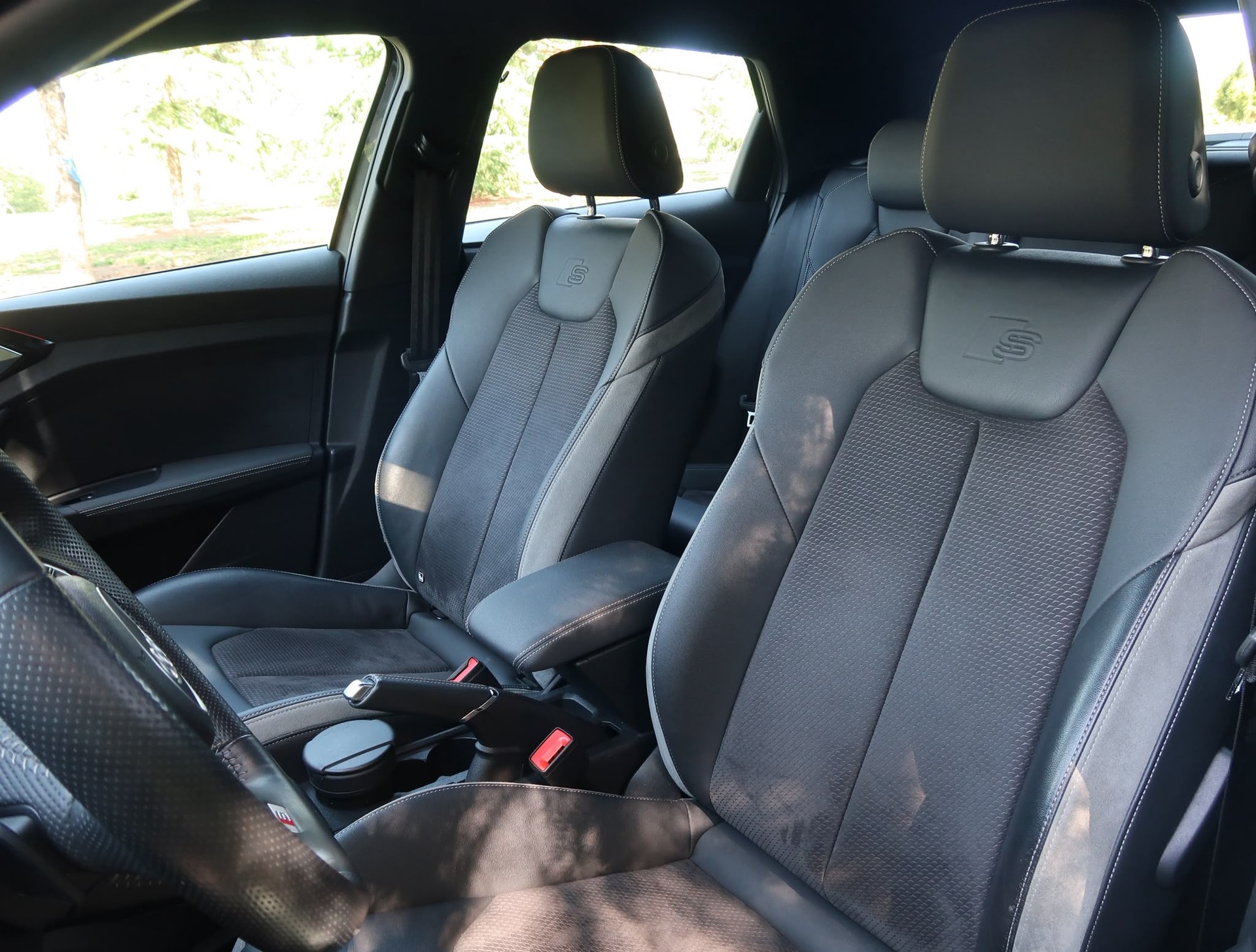 AUDI Sportback 30 TFSI S-Line S-tronic-image-12