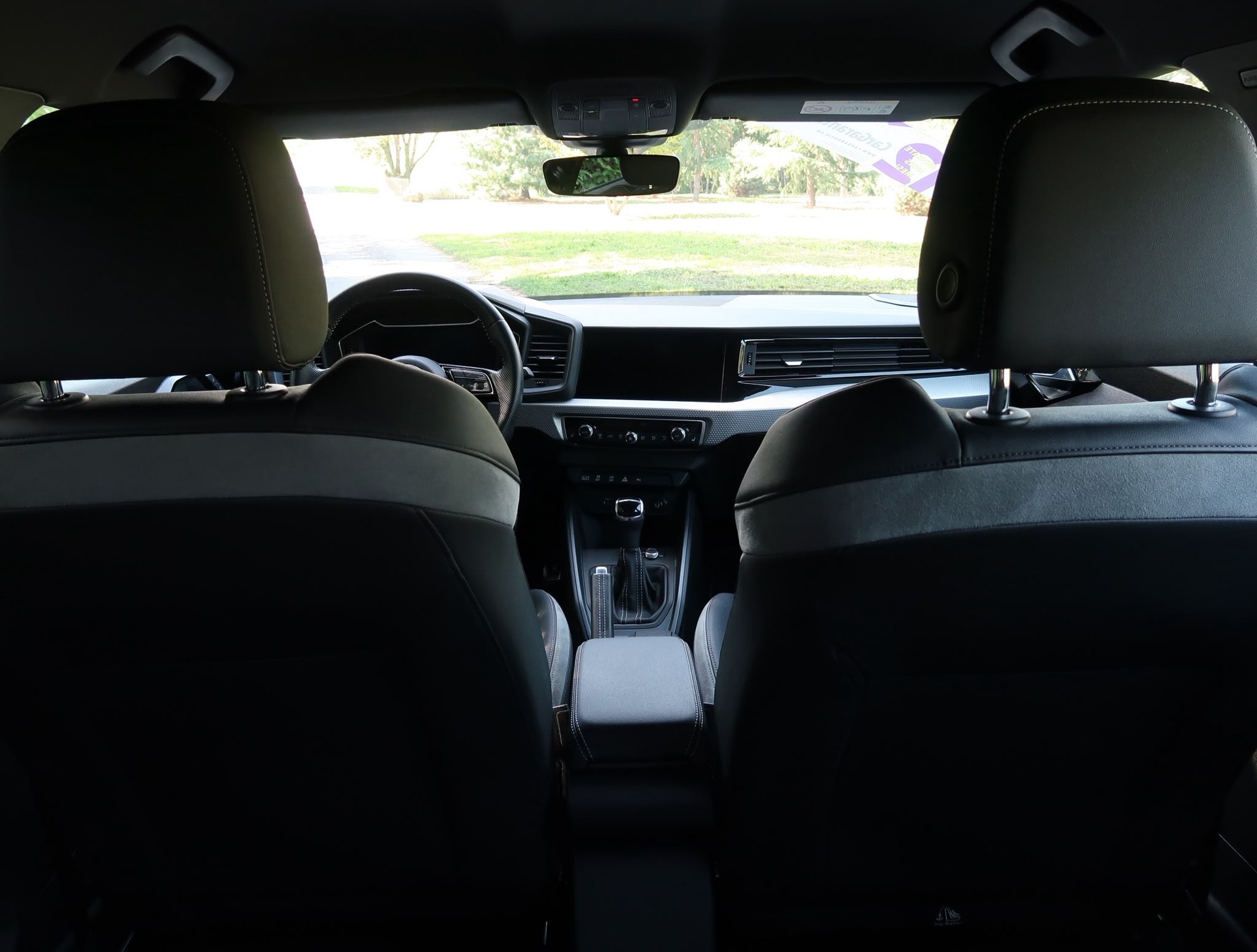 AUDI Sportback 30 TFSI S-Line S-tronic-image-22