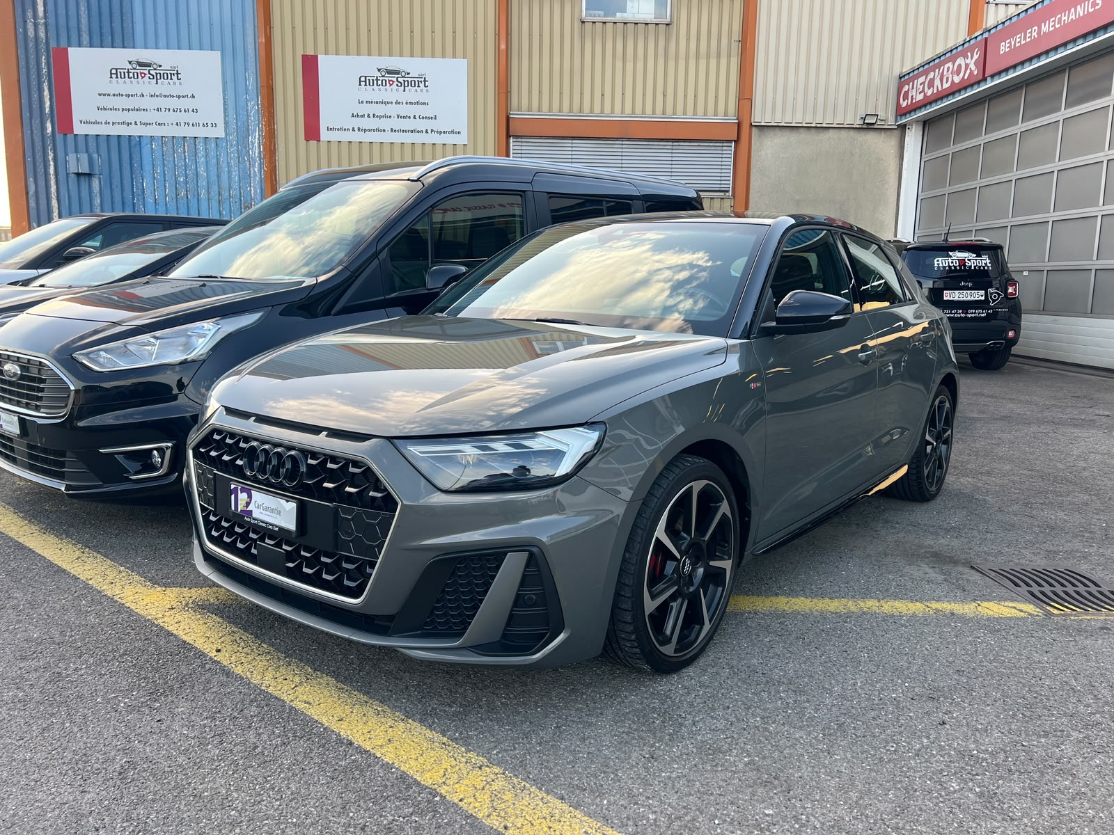 AUDI Sportback 30 TFSI S-Line S-tronic-image-0