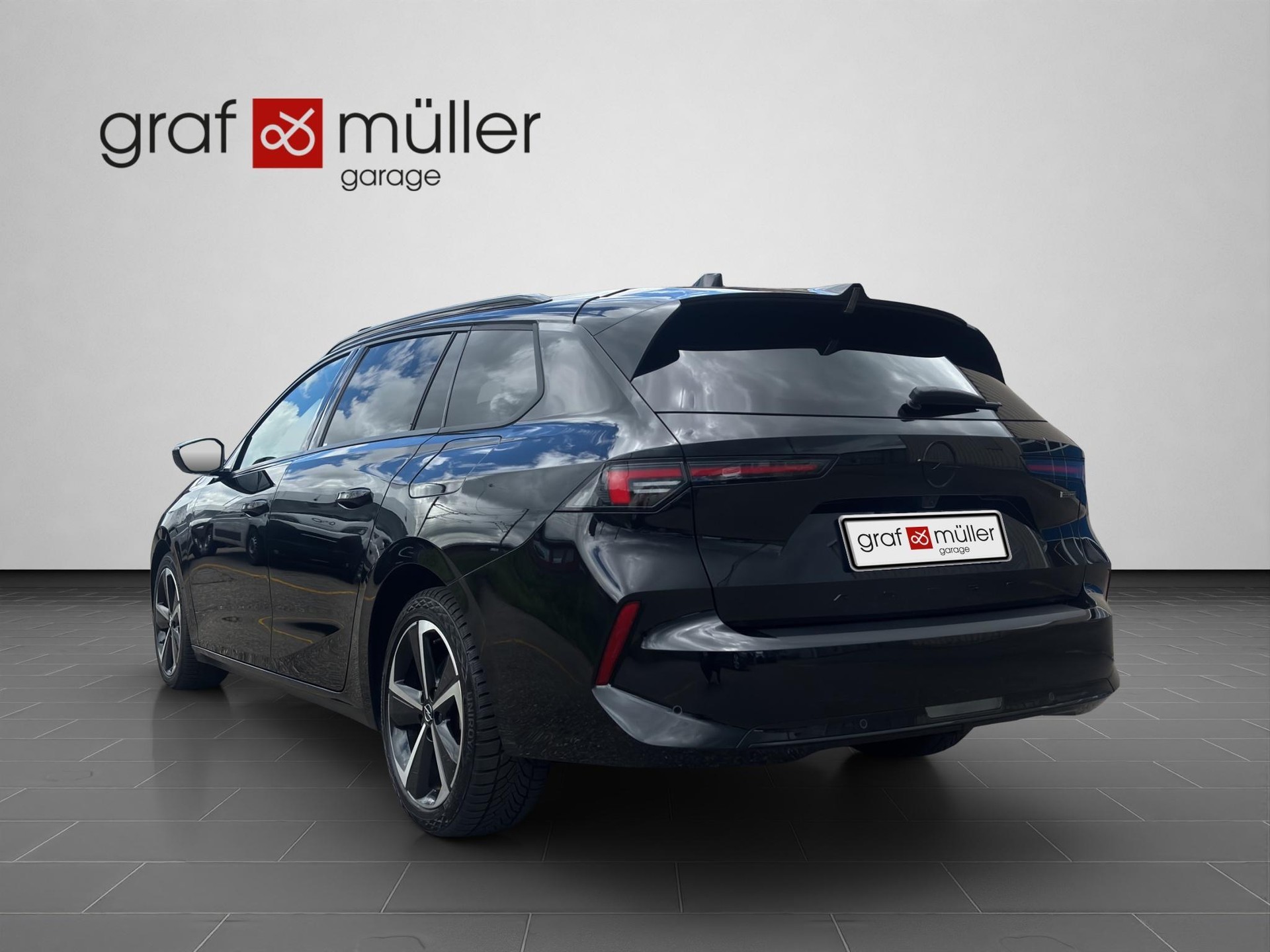 OPEL Astra Sports Tourer 1.6 T PHEV 180 GS-image-16