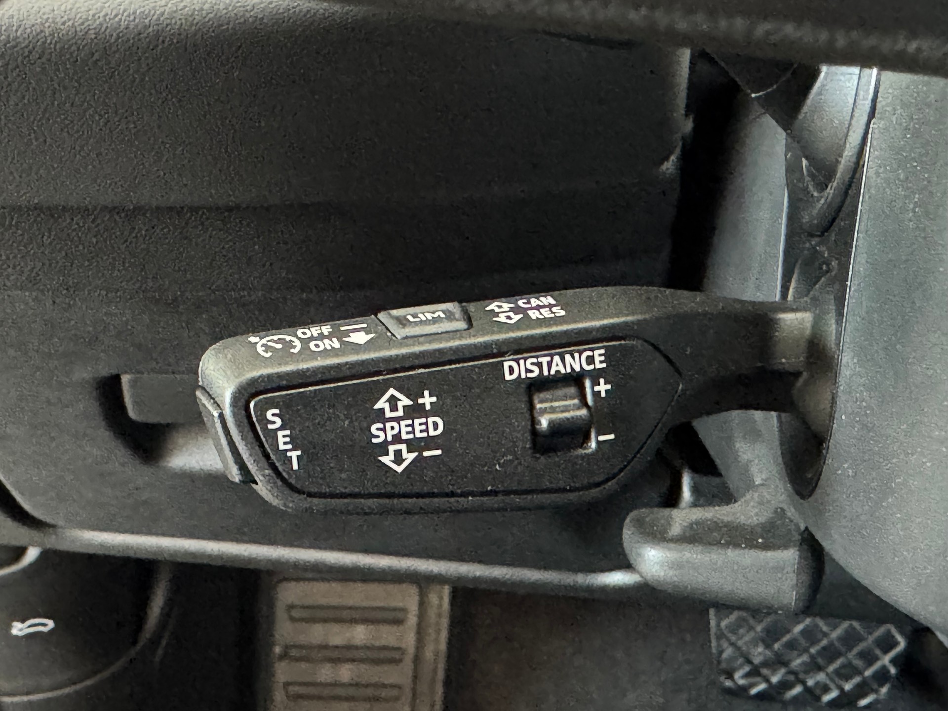 AUDI A5 Avant TDI quattro 150 kW S tronic-image-14