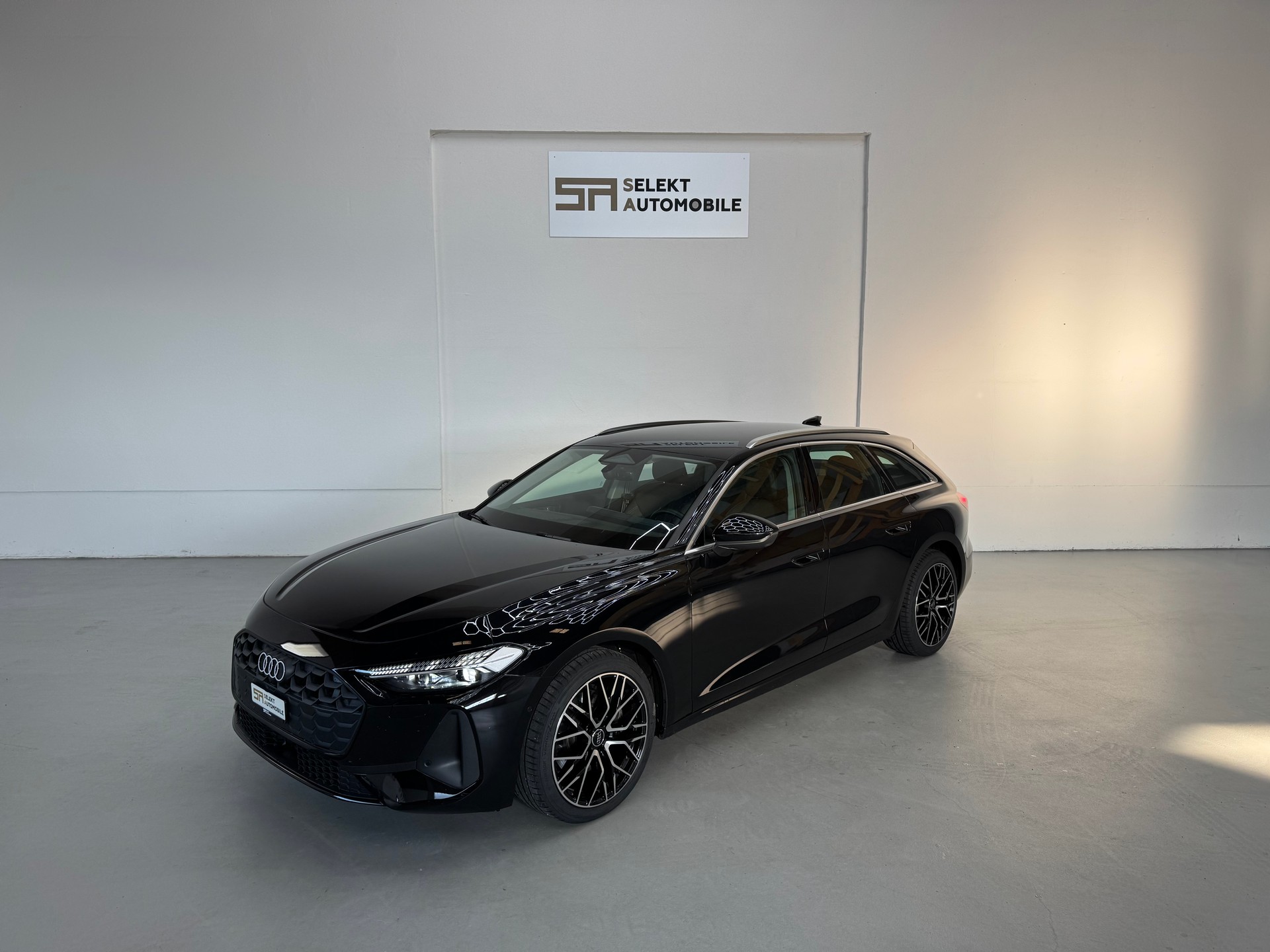 AUDI A5 Avant TDI quattro 150 kW S tronic-image-0