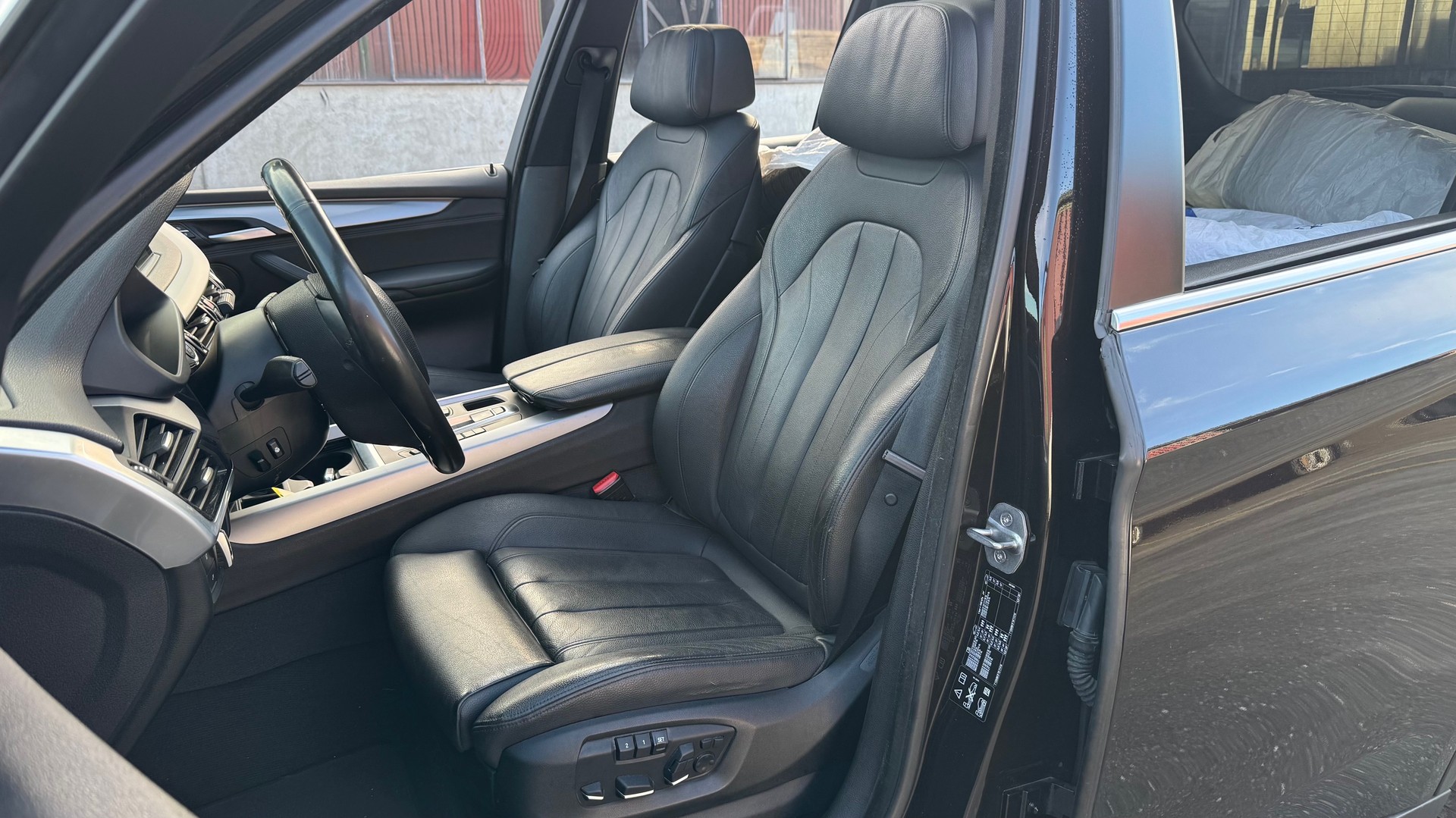 BMW X5 xDrive 40d Steptronic-image-12