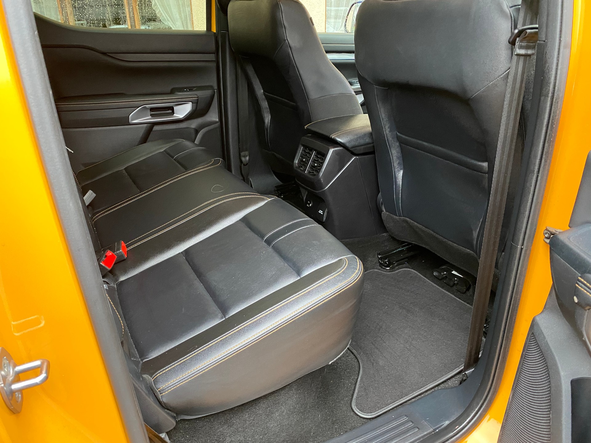 FORD Ranger Wildtrak 3.0 Eco Blue e-4WD Automat-image-7