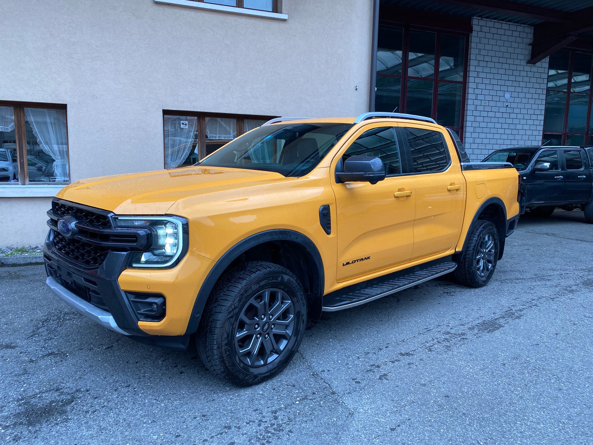 FORD Ranger Wildtrak 3.0 Eco Blue e-4WD Automat-image-13
