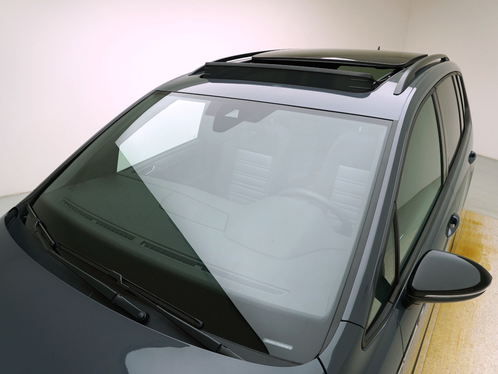VW Touran 1.5 TSI DSG R-Line Black Style **VW Werksgarantie bis 12/2030**-image-6