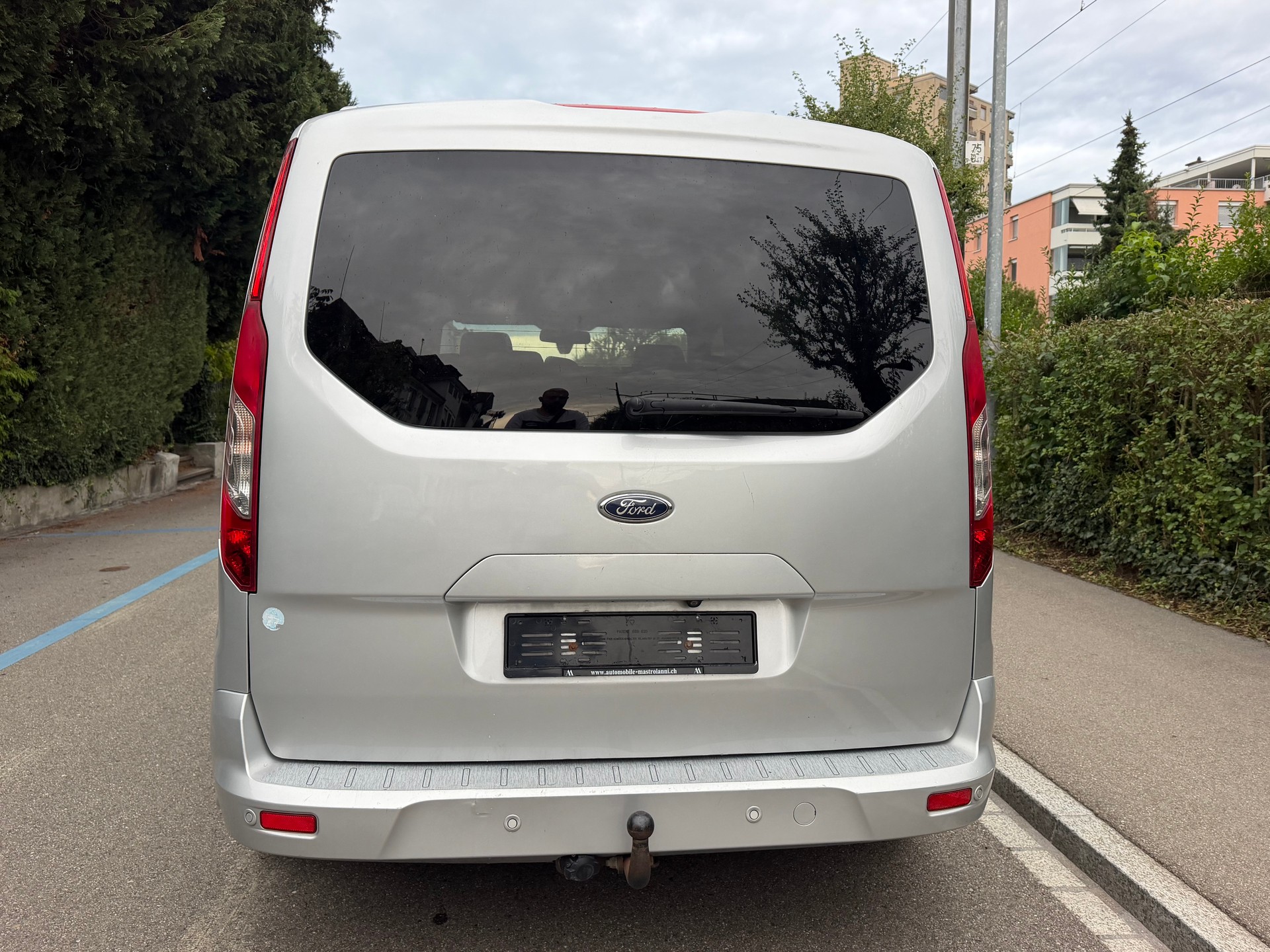 FORD Grand Tourneo Connect 1.6 SCTi Titanium Automatic-image-3