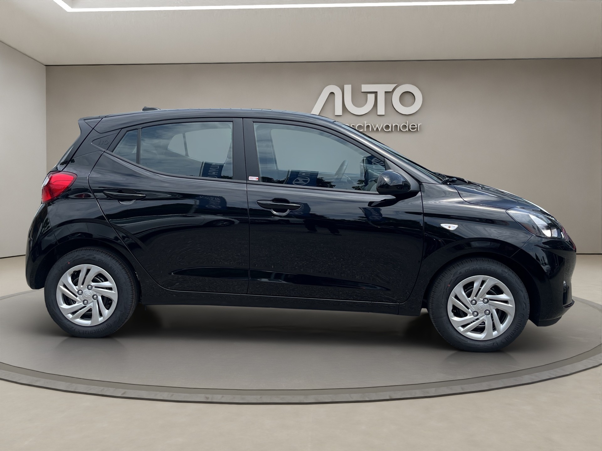 HYUNDAI Origo-image-3