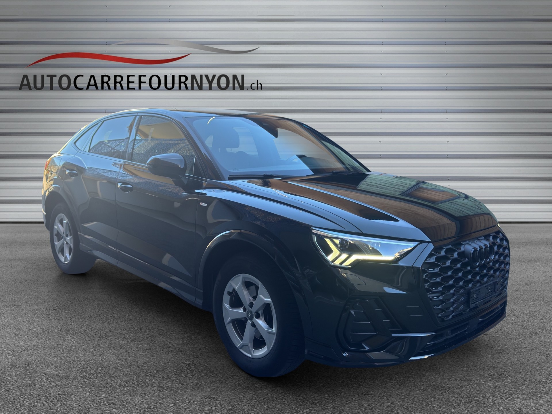 AUDI Q3 Sportback 35 TFSI S line S-tronic-image-7