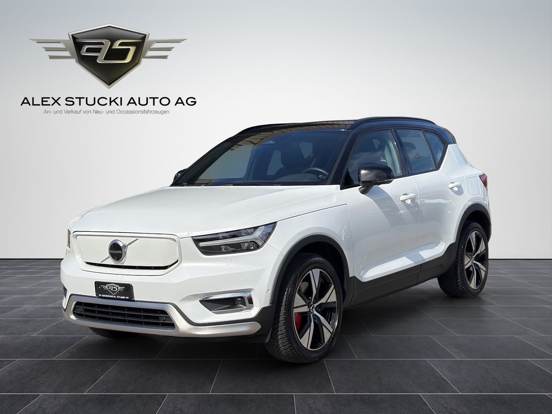 VOLVO XC40 Recharge P8 Twin AWD Pure Electric Pro-image-2