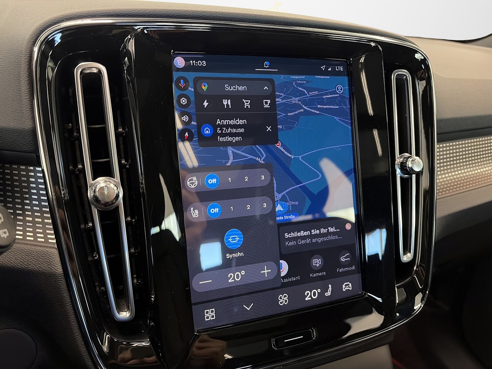 VOLVO XC40 Recharge P8 Twin AWD Pure Electric Pro-image-12