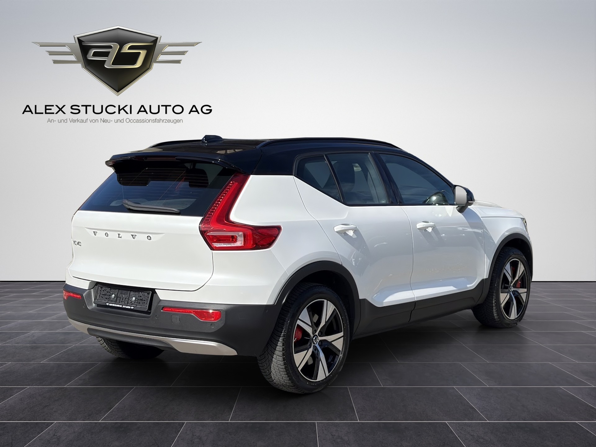 VOLVO XC40 Recharge P8 Twin AWD Pure Electric Pro-image-5