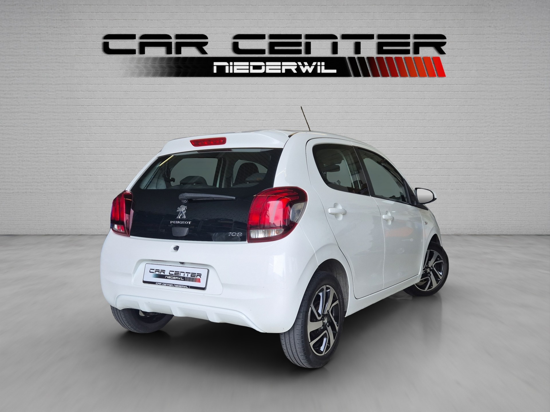 PEUGEOT 108 1.2 VTi Allure-image-1