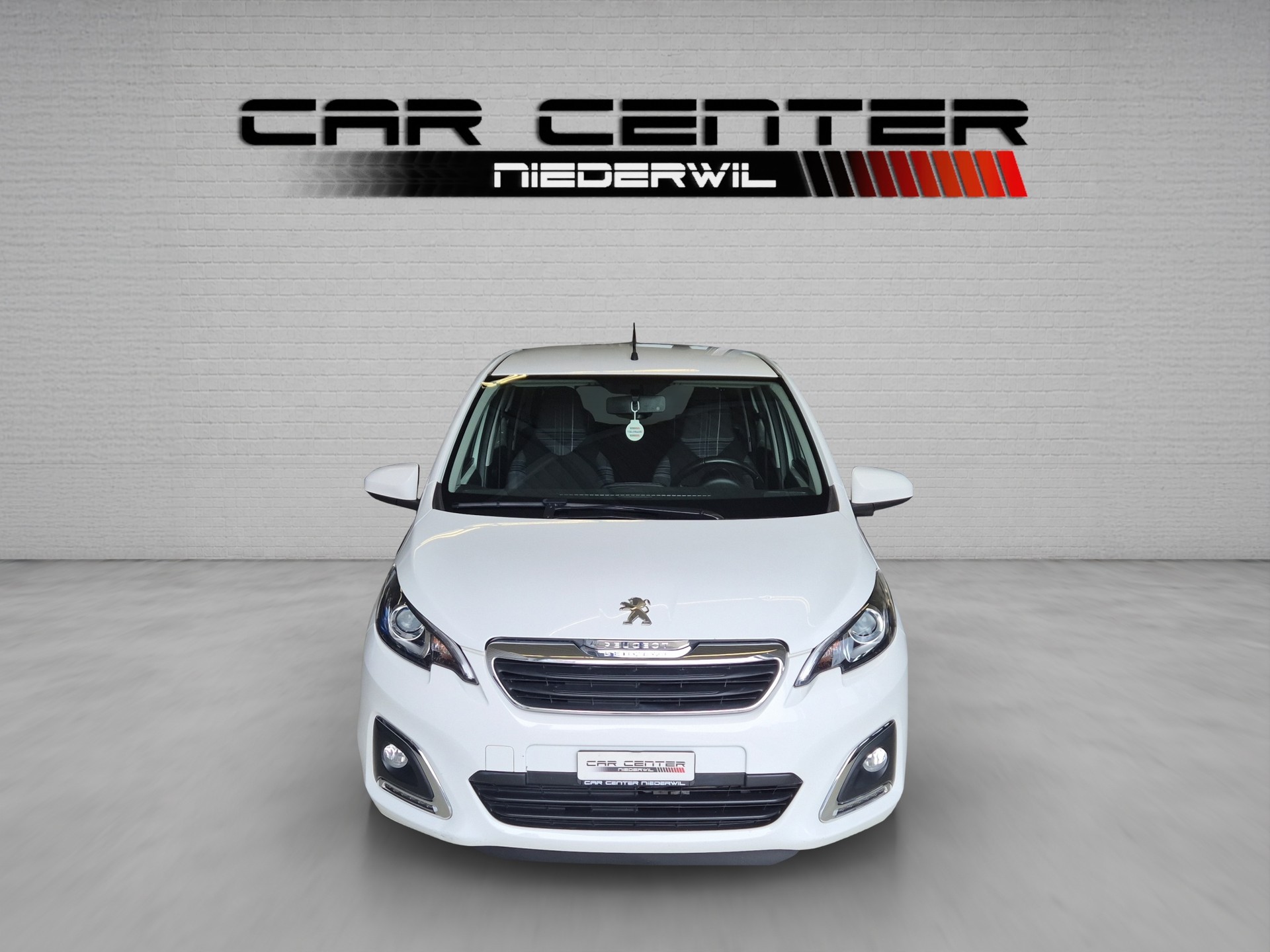 PEUGEOT 108 1.2 VTi Allure-image-2
