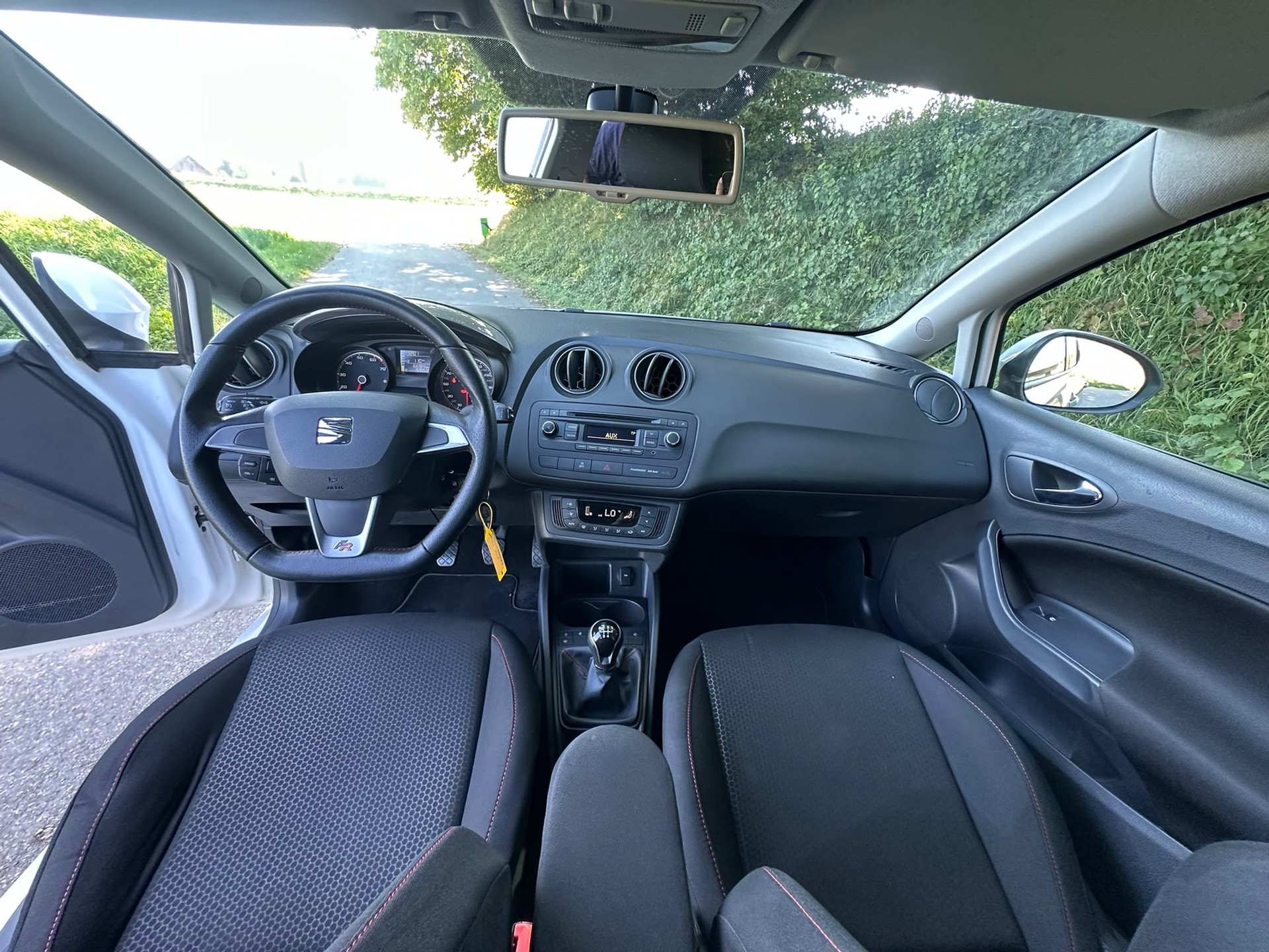 SEAT Ibiza 1.2 TSI FR Stopp-Start-image-10