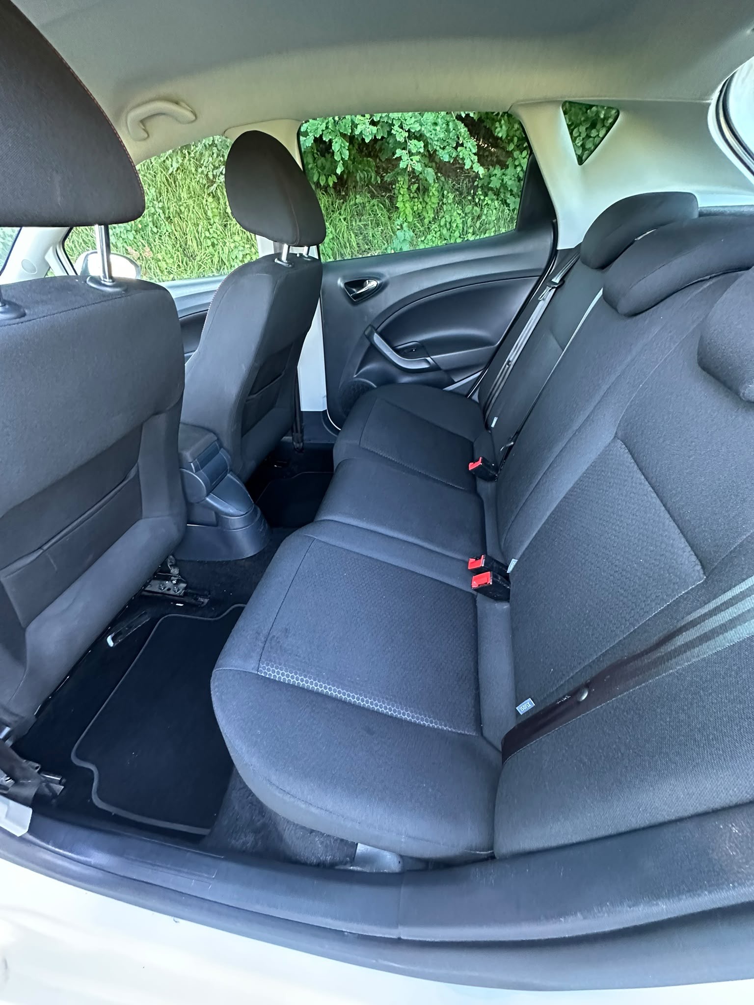 SEAT Ibiza 1.2 TSI FR Stopp-Start-image-11