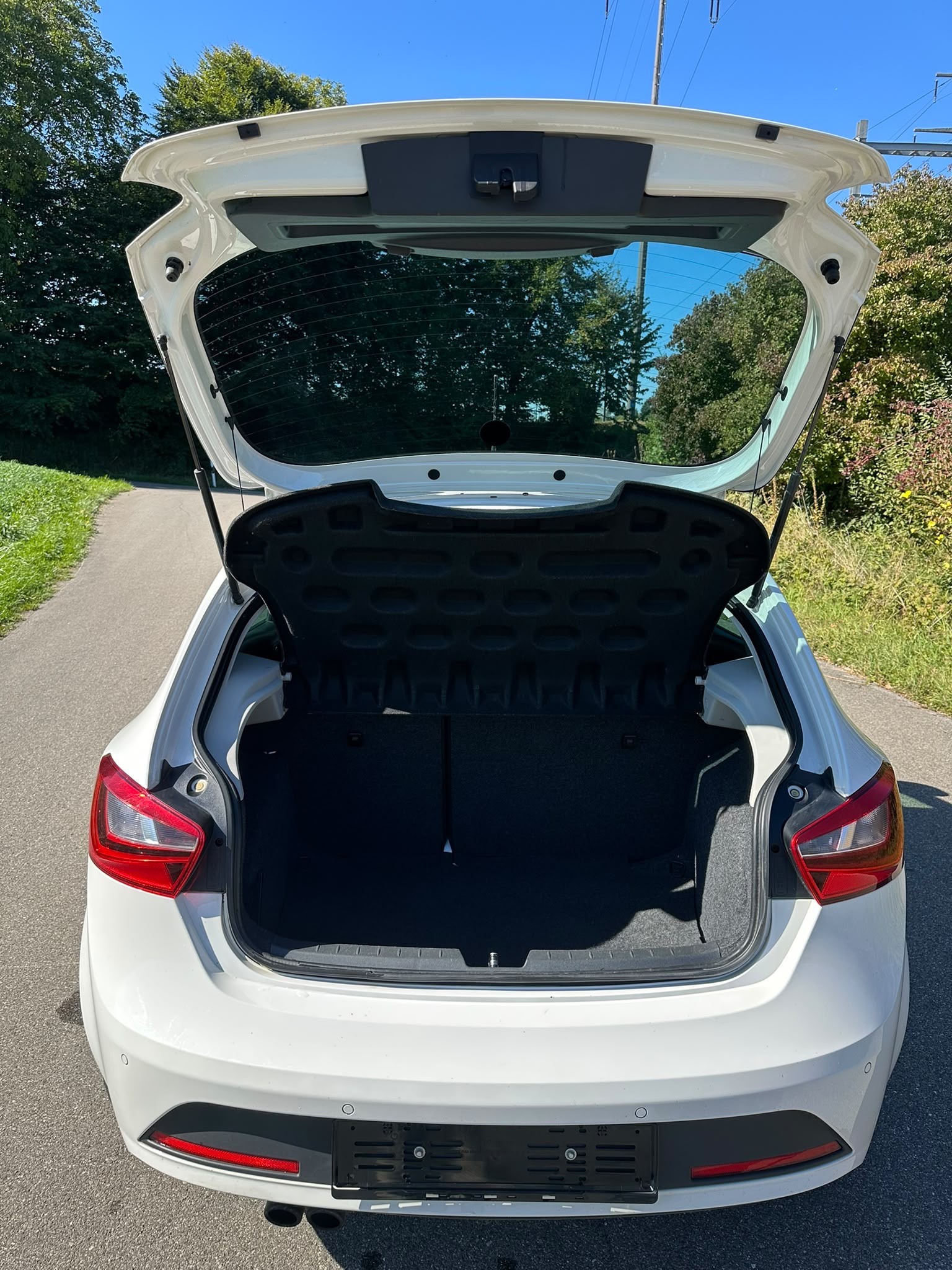 SEAT Ibiza 1.2 TSI FR Stopp-Start-image-12