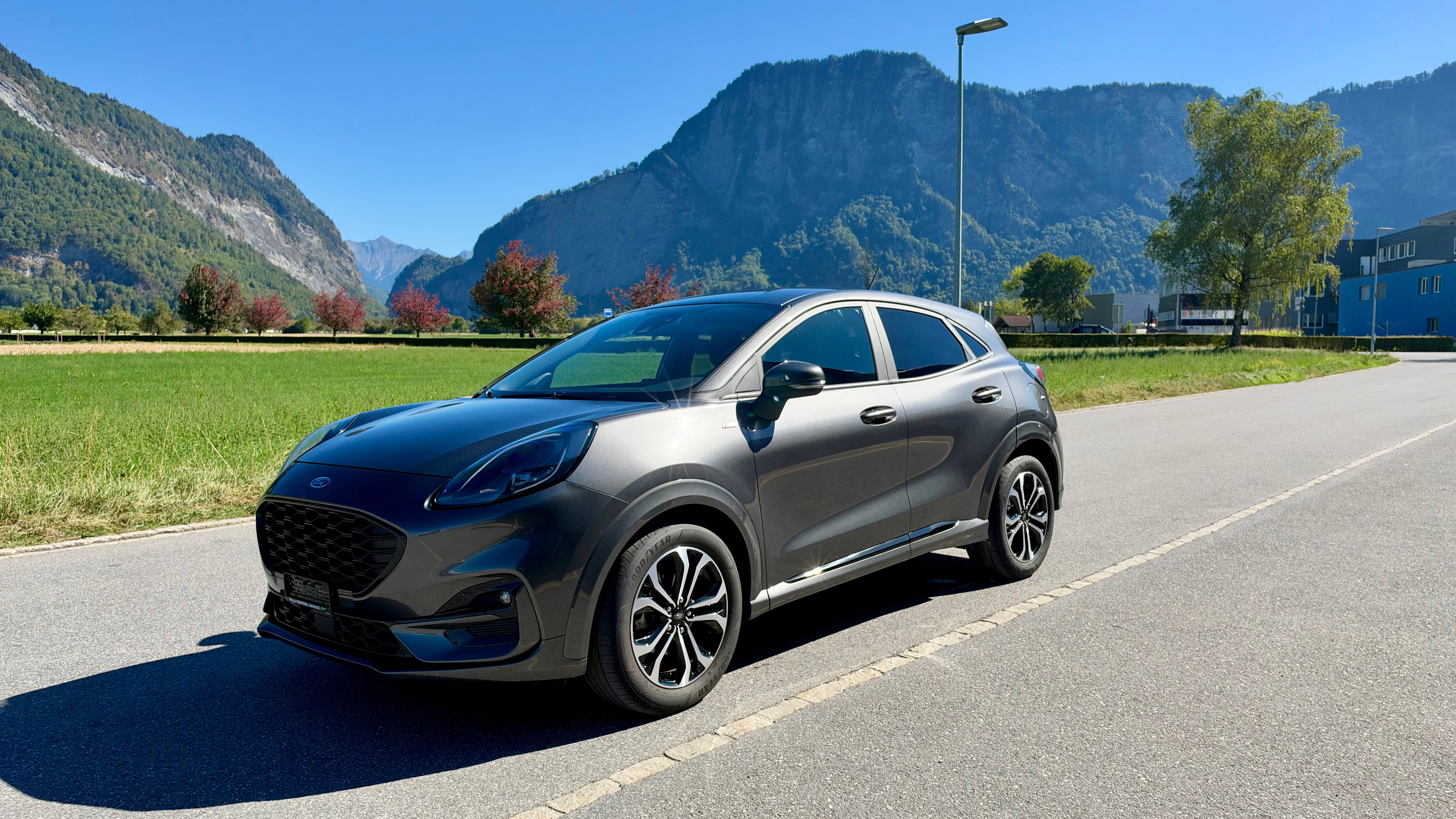 Car photo
