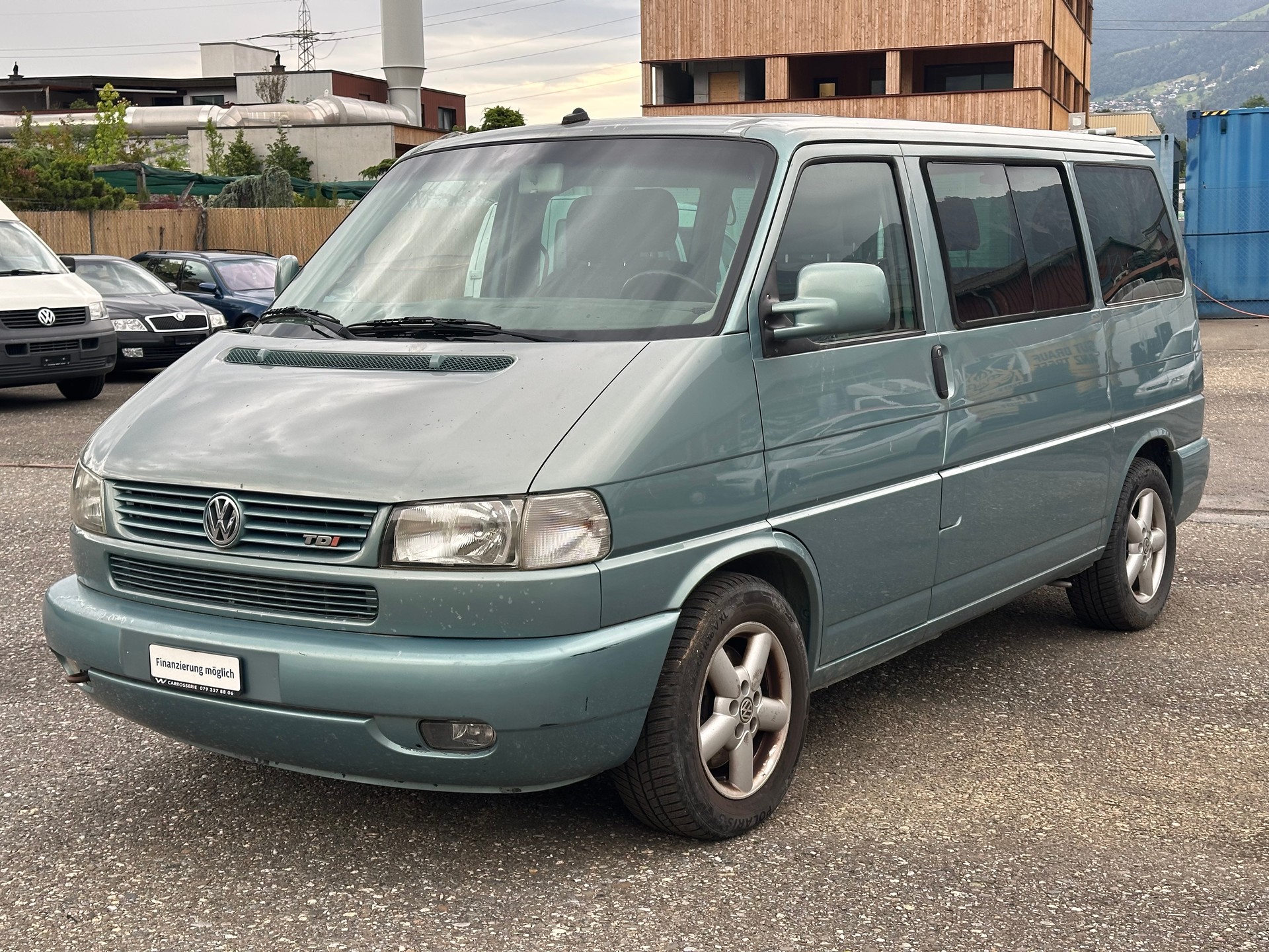 VW T4 Caravelle 2.5TDI ABS-image-2