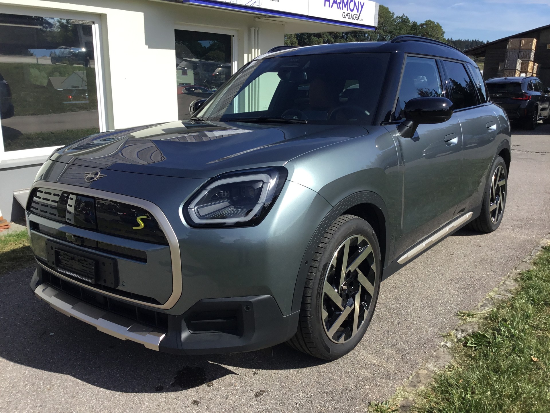 MINI Countryman SE ALL 4-image-1