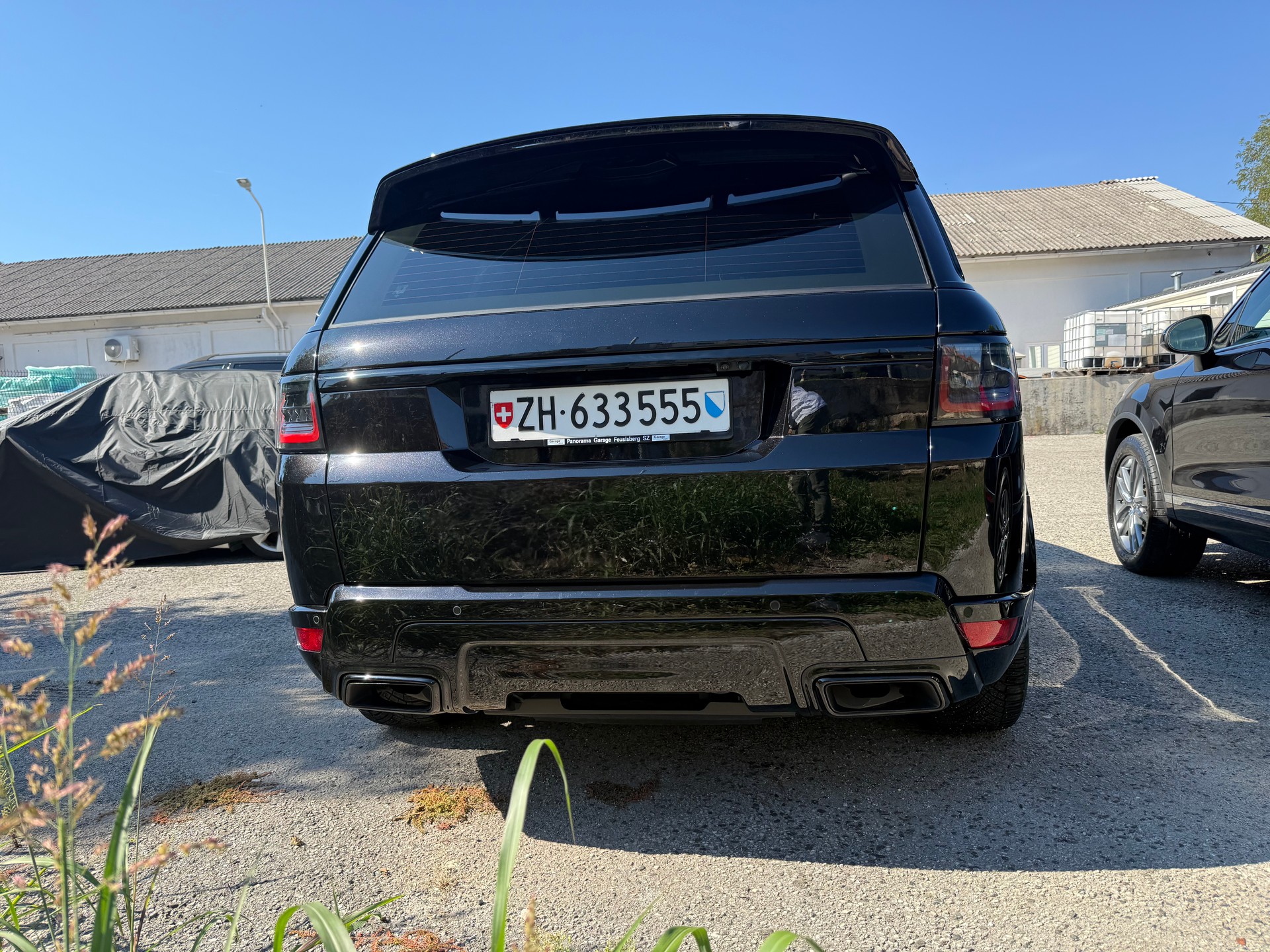 LAND ROVER 3.0 SDV6 Autobiography Dynamic-image-2