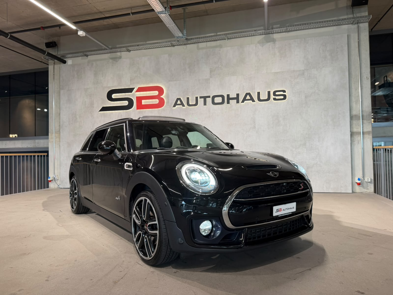 MINI Clubman Cooper S ALL4 Steptronic (CH)-image-4