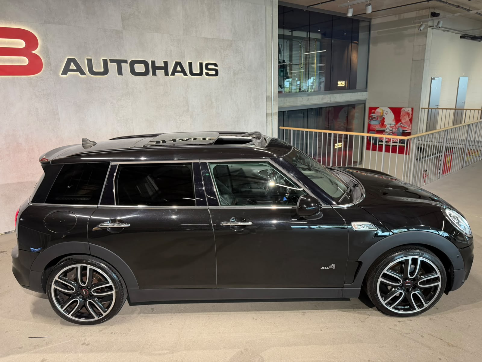 MINI Clubman Cooper S ALL4 Steptronic (CH)-image-8