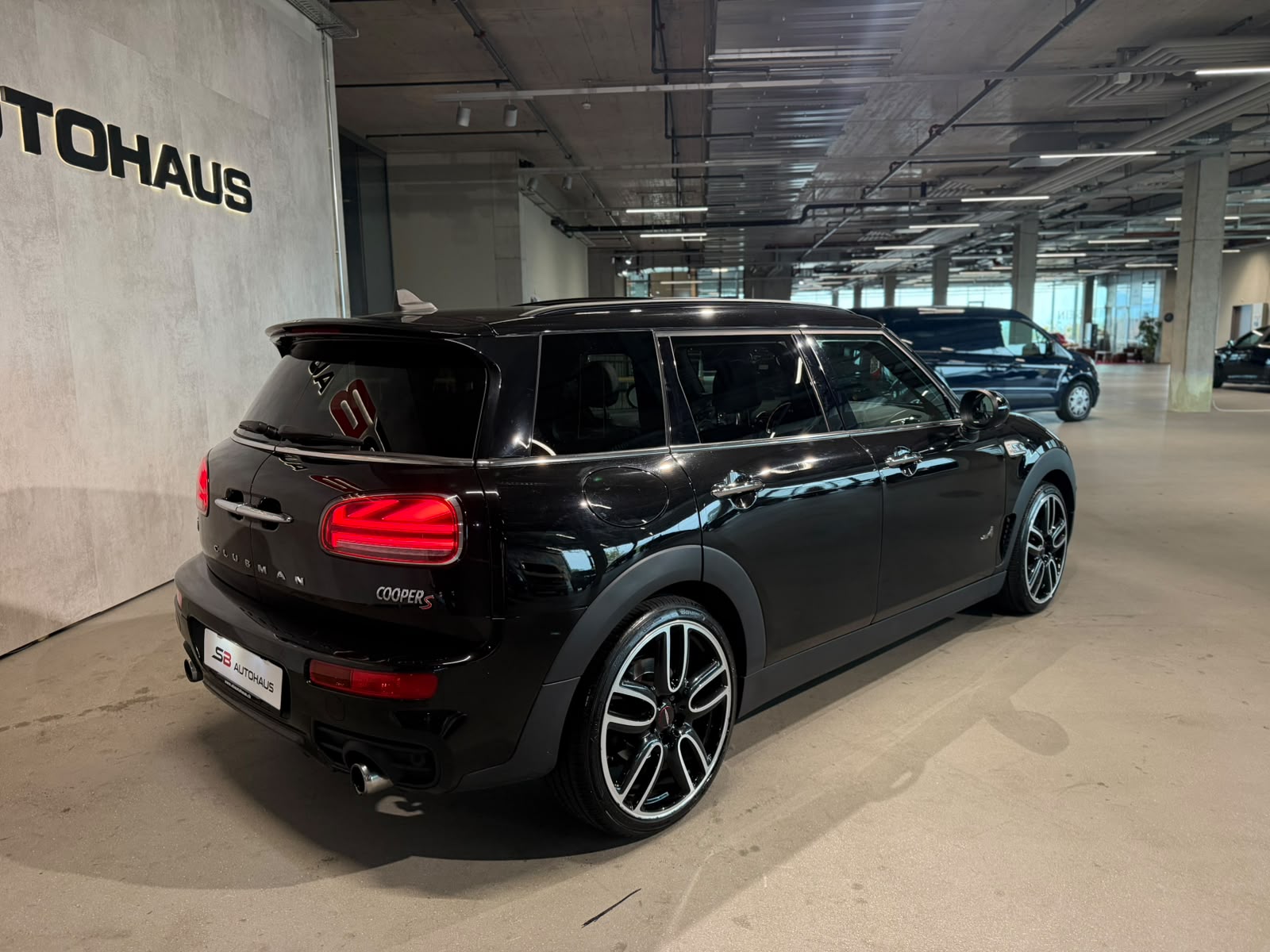 MINI Clubman Cooper S ALL4 Steptronic (CH)-image-10