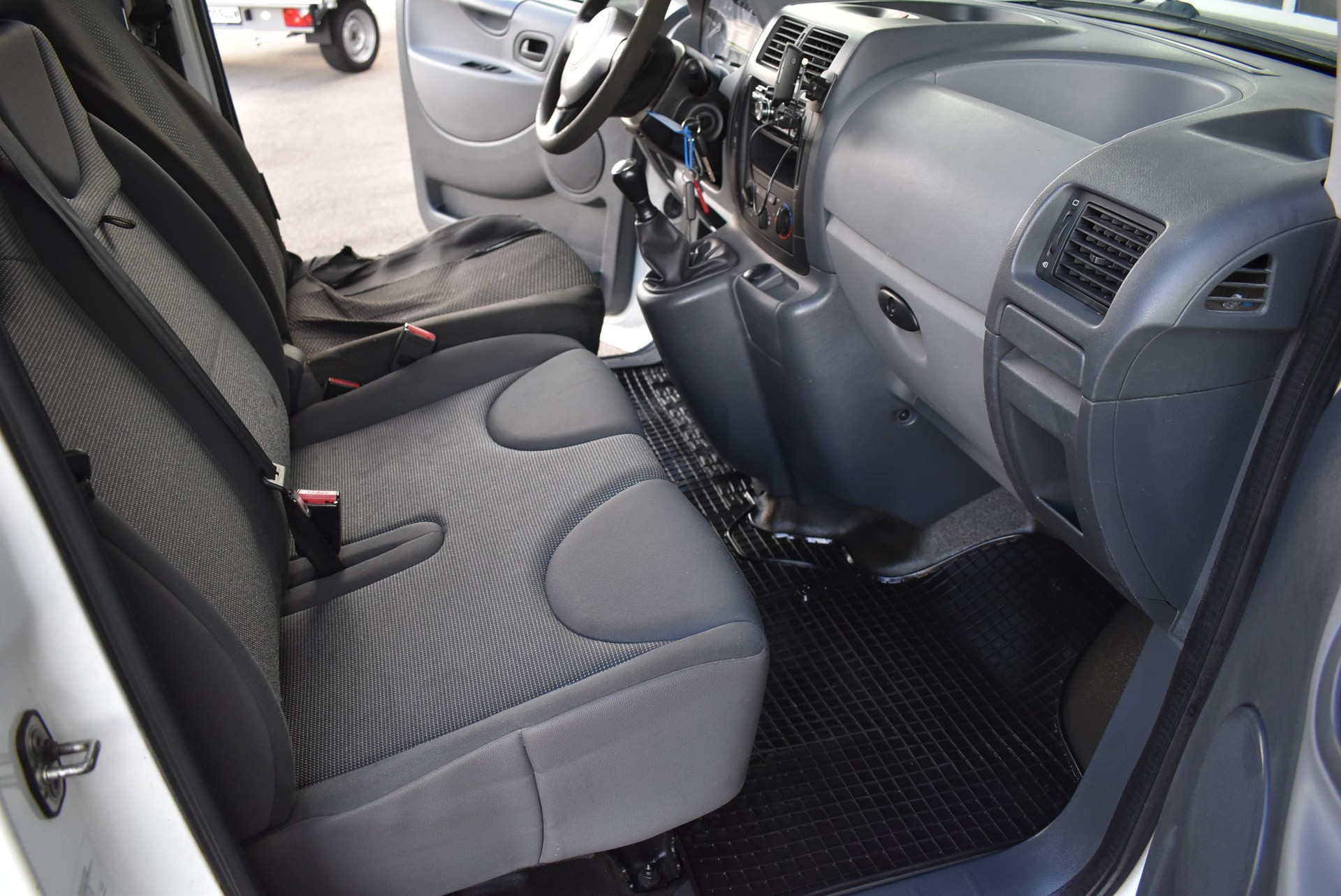CITROEN Jumpy 1.6 HDi 10 L1H1-image-13