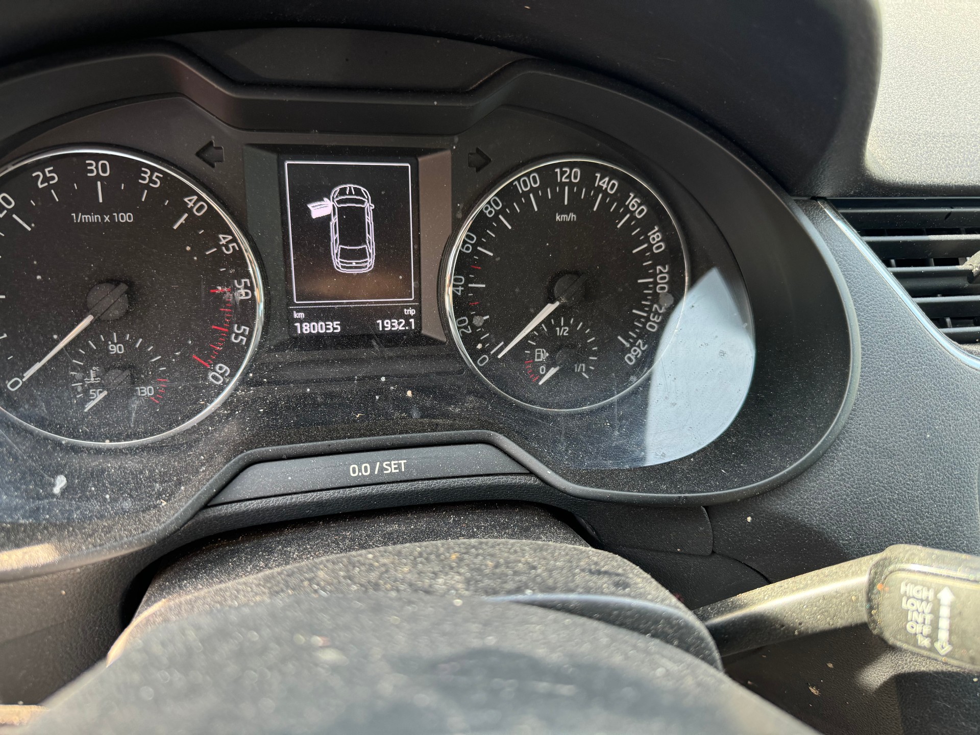 SKODA Octavia Combi 2.0 TDI L&K 4x4-image-8