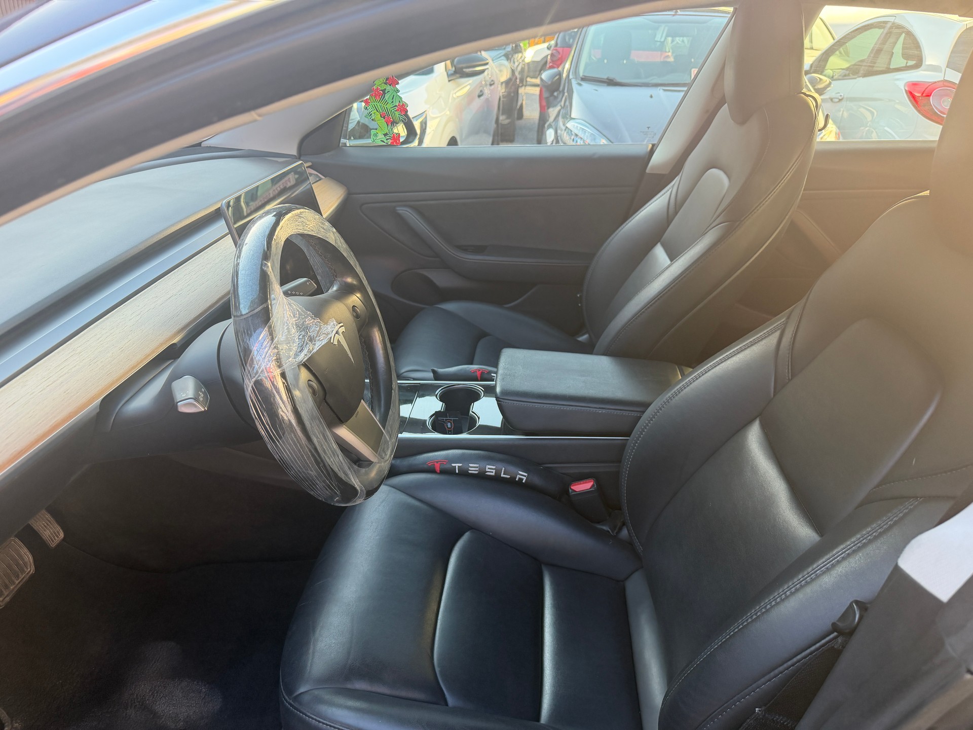 TESLA Model 3 Long Range Dual Motor AWD-image-4