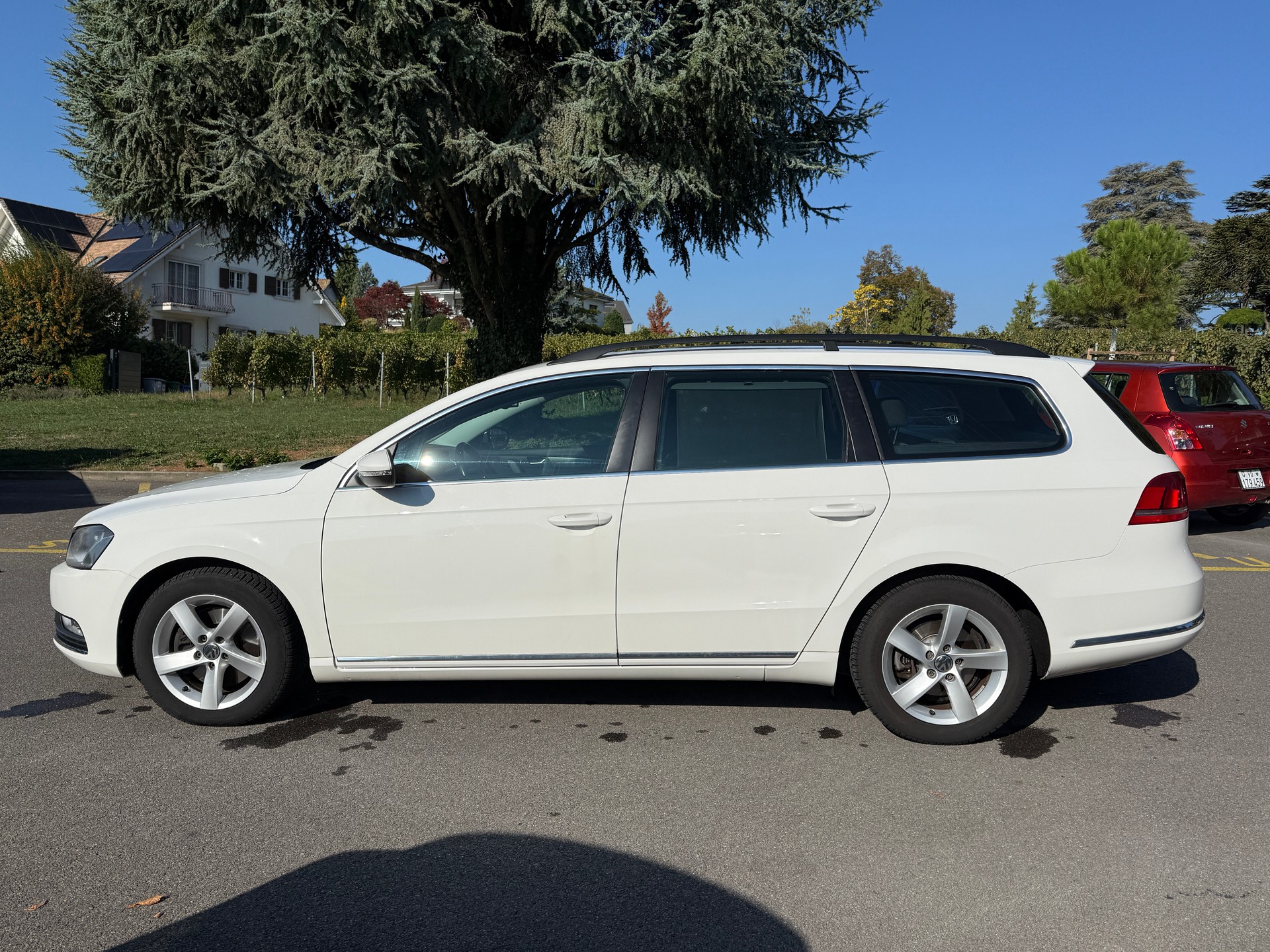 VW Passat Variant 2.0 TDI BMT Comfortline DSG - Navigation - Capteurs de Park Avant & Arrière - Tampomat - Sièges Chauffants-image-7