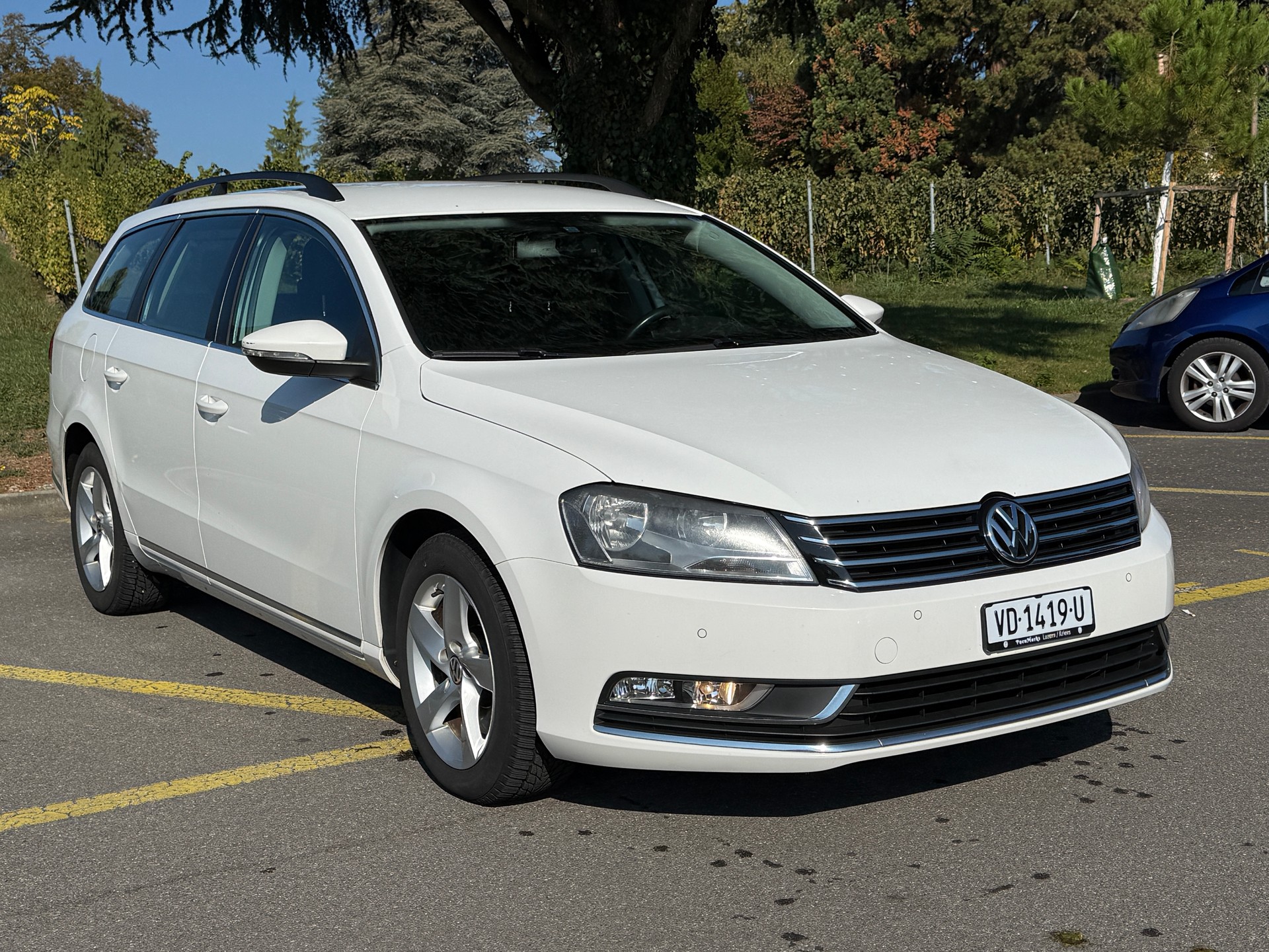 VW Passat Variant 2.0 TDI BMT Comfortline DSG - Navigation - Capteurs de Park Avant & Arrière - Tampomat - Sièges Chauffants-image-0