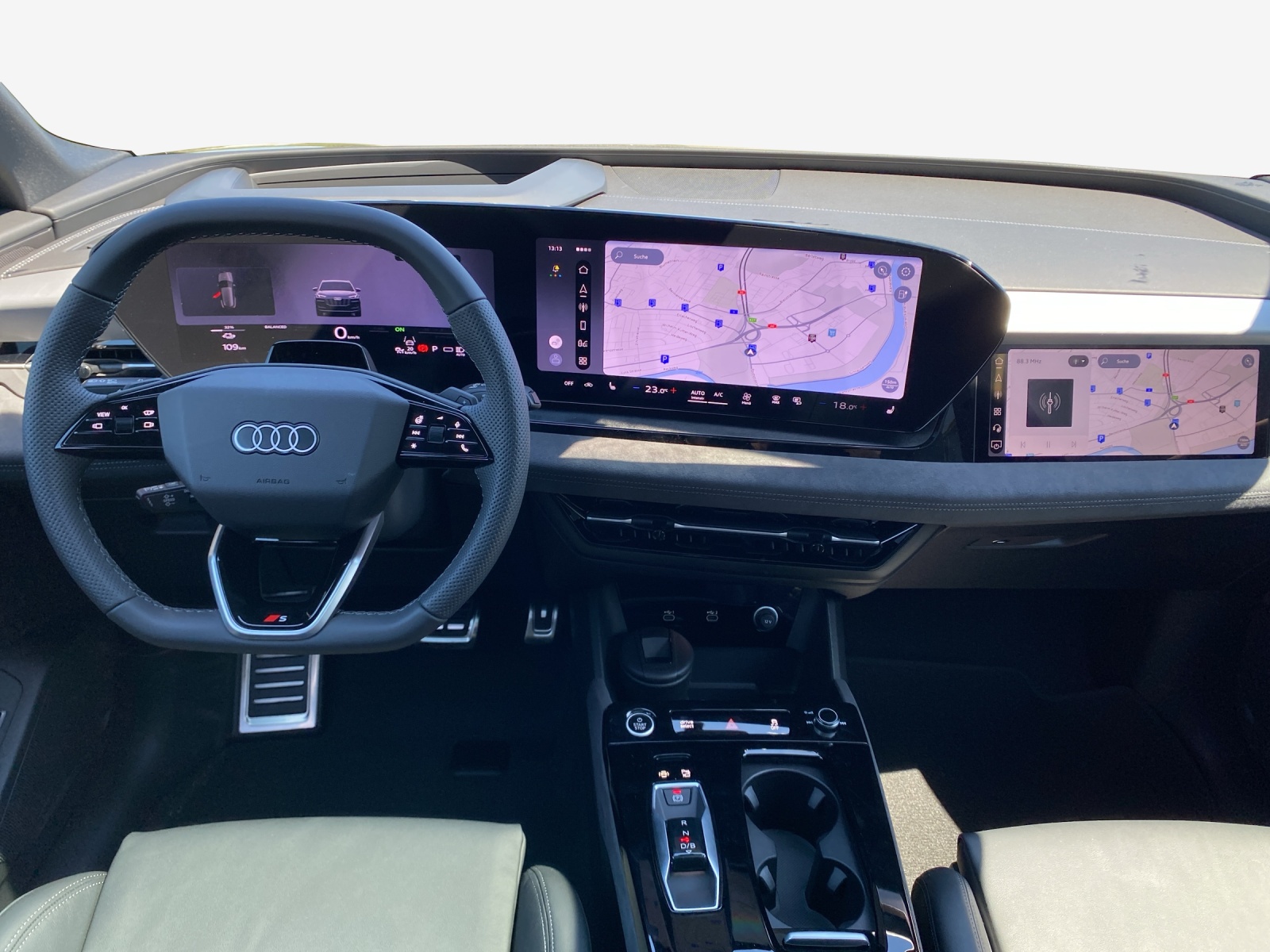 AUDI Q6 e-tron quattro-image-8