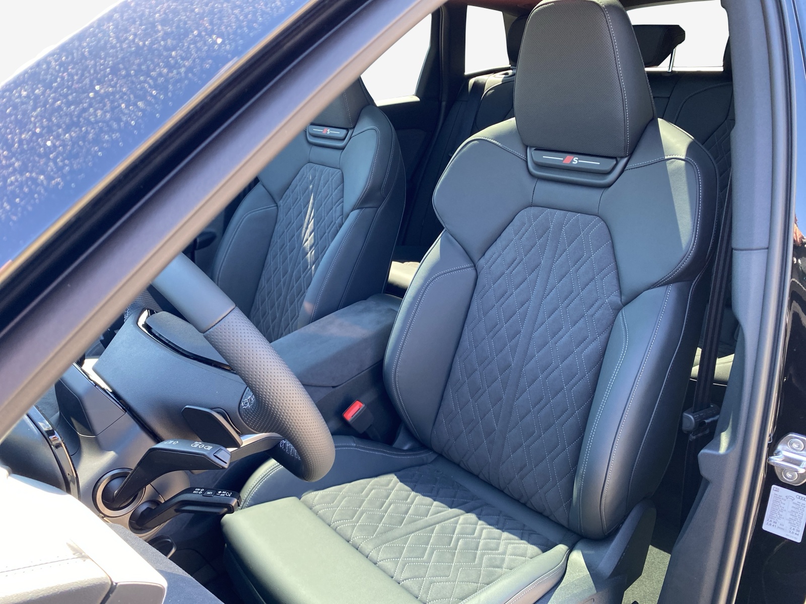 AUDI Q6 e-tron quattro-image-7