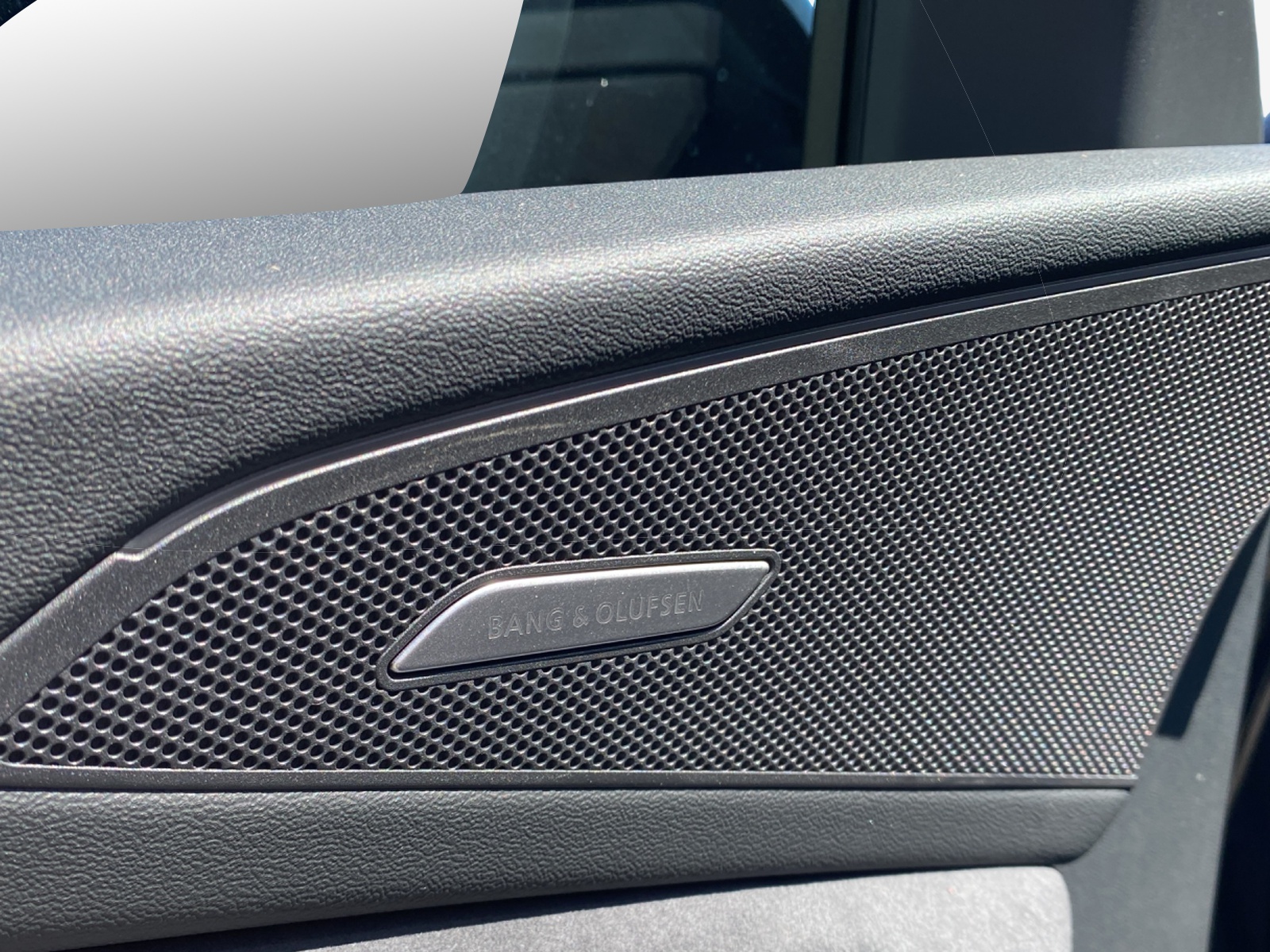 AUDI Q6 e-tron quattro-image-14