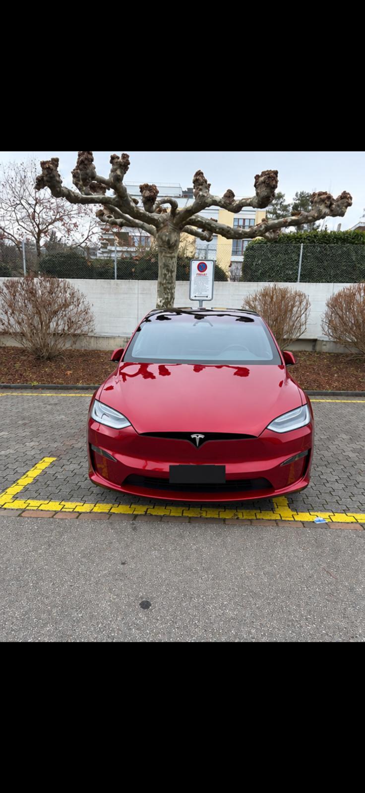 TESLA Long Range AWD - Ultra Red-image-1