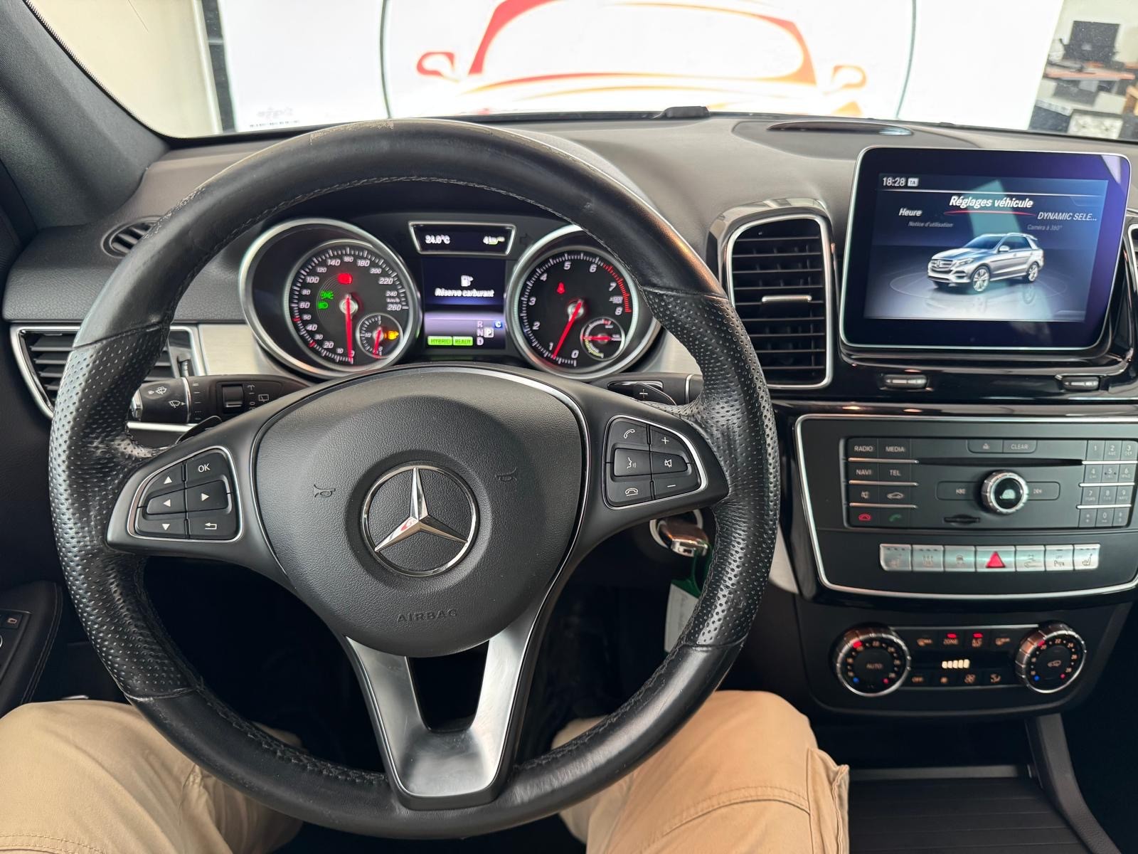 MERCEDES-BENZ GLE 500 e 4Matic 7G-Tronic-image-13