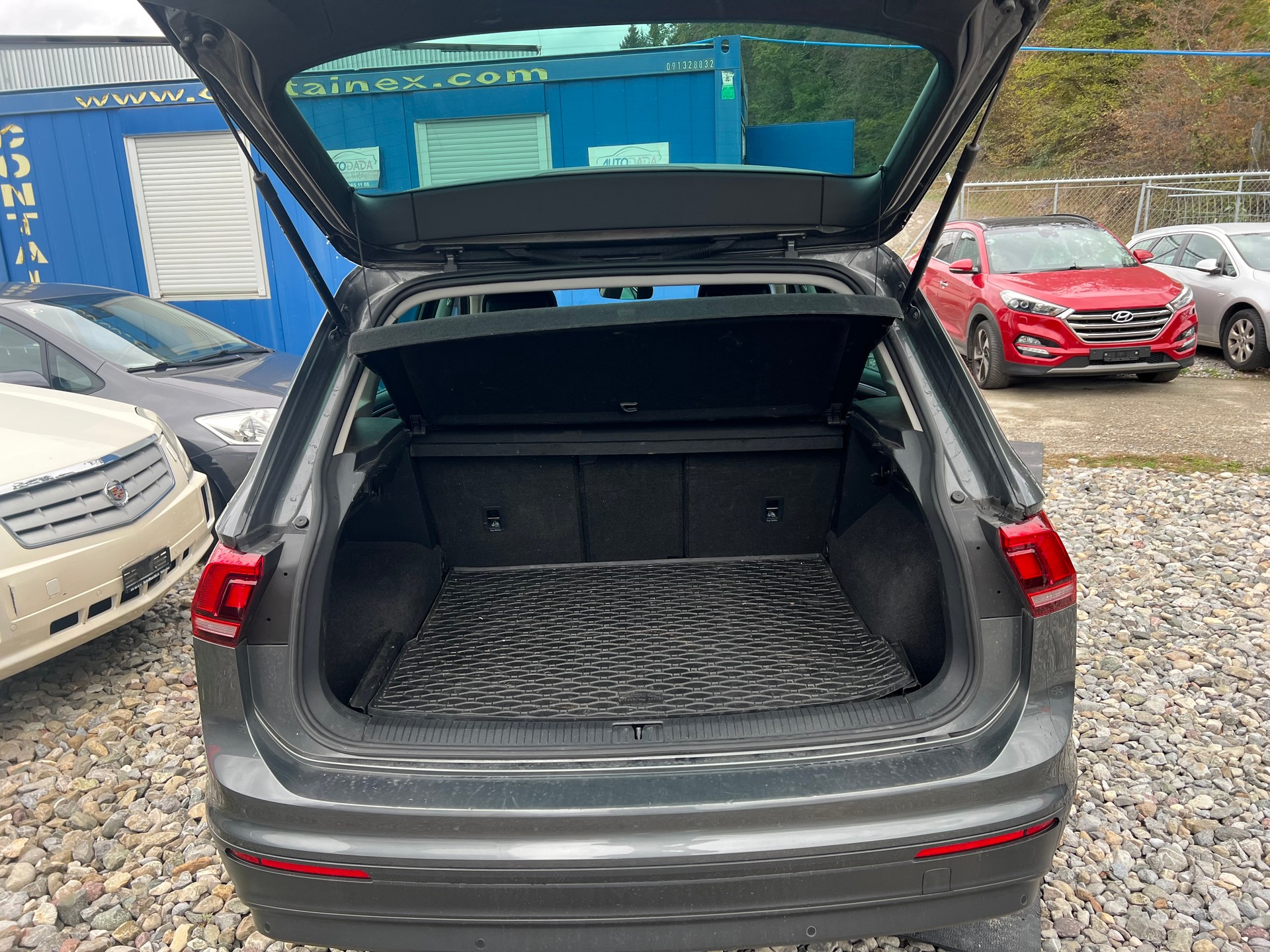VW Tiguan 2.0 TDI SCR Comfortline 4Motion DSG-image-4
