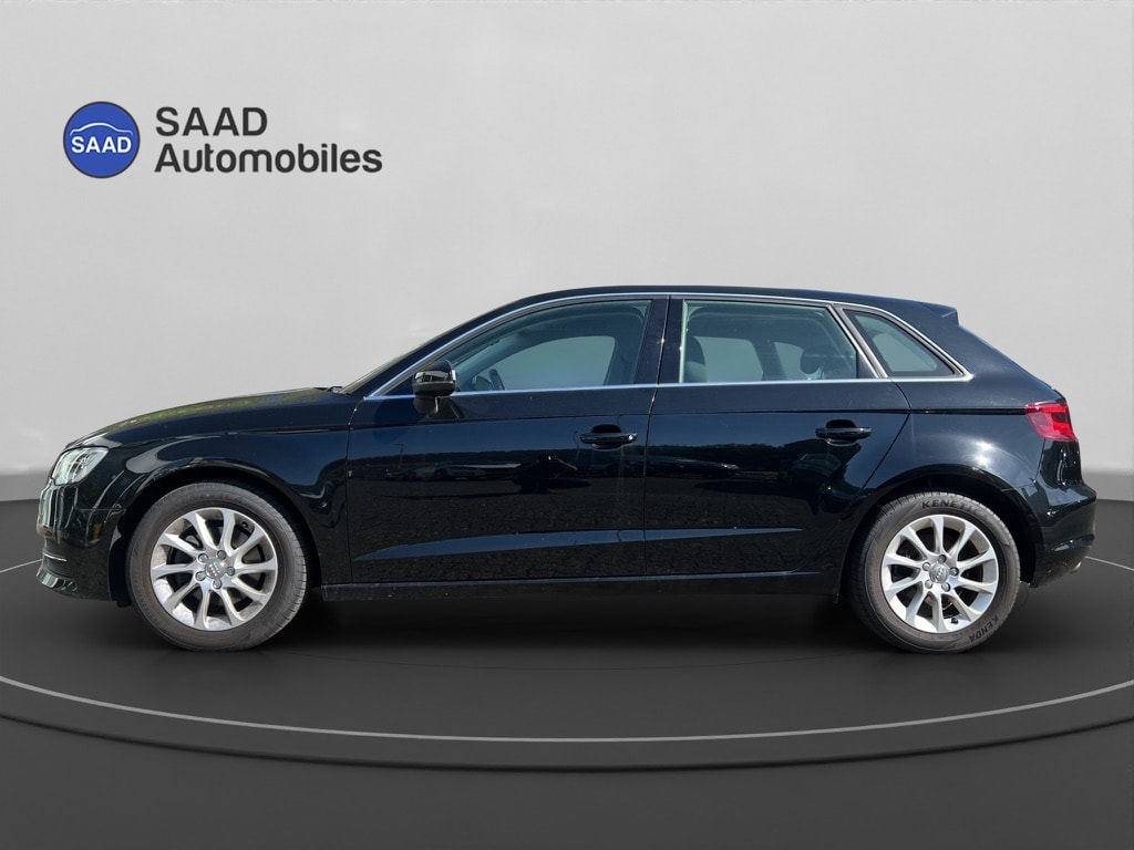 AUDI A3 Sportback 1.4 TFSI Ambiente S-tronic-image-2