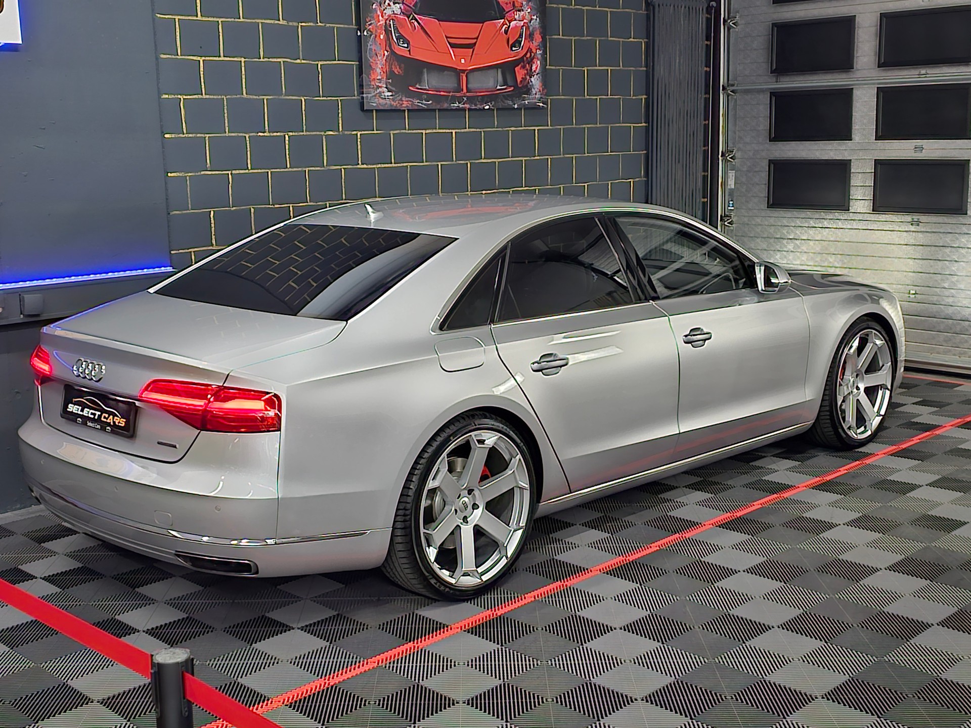 AUDI A8 4.0 TFSI V8 quattro tiptronic-image-2
