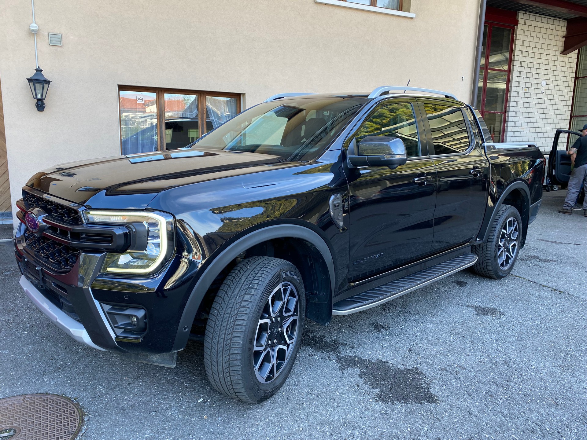 FORD Ranger Wildtrak 3.0 Eco Blue e-4WD Automat-image-13
