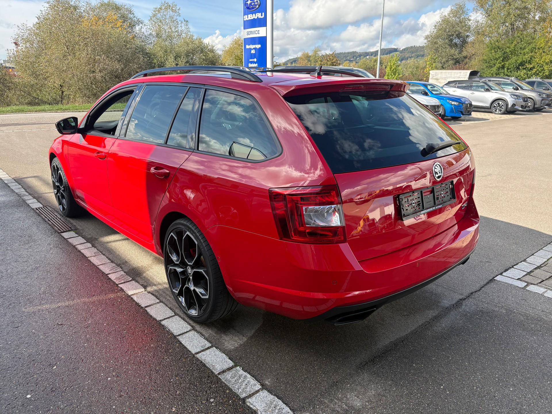 SKODA Octavia Combi 2.0 TSI RS DSG-image-4