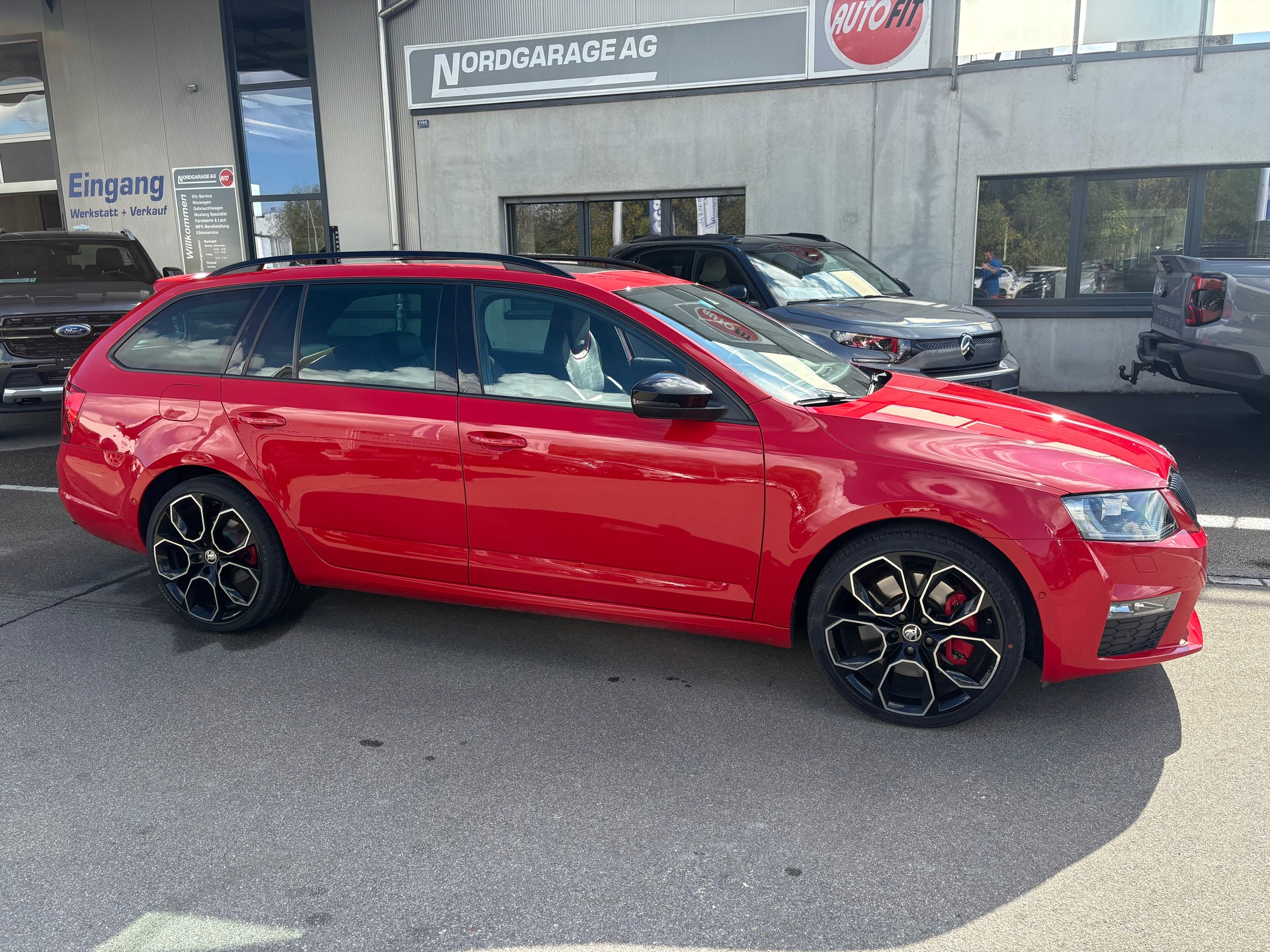 SKODA Octavia Combi 2.0 TSI RS DSG-image-1