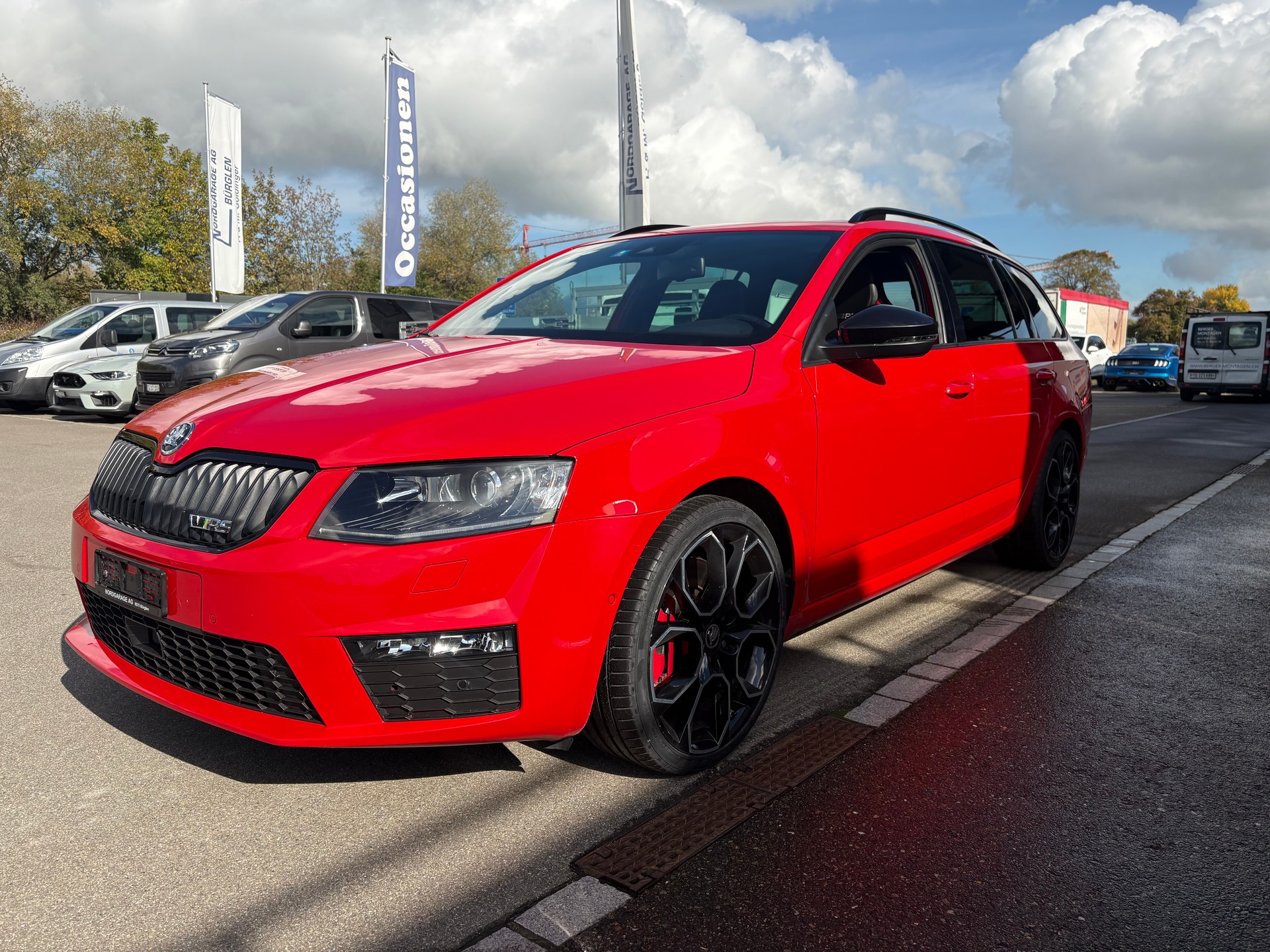 SKODA Octavia Combi 2.0 TSI RS DSG-image-2