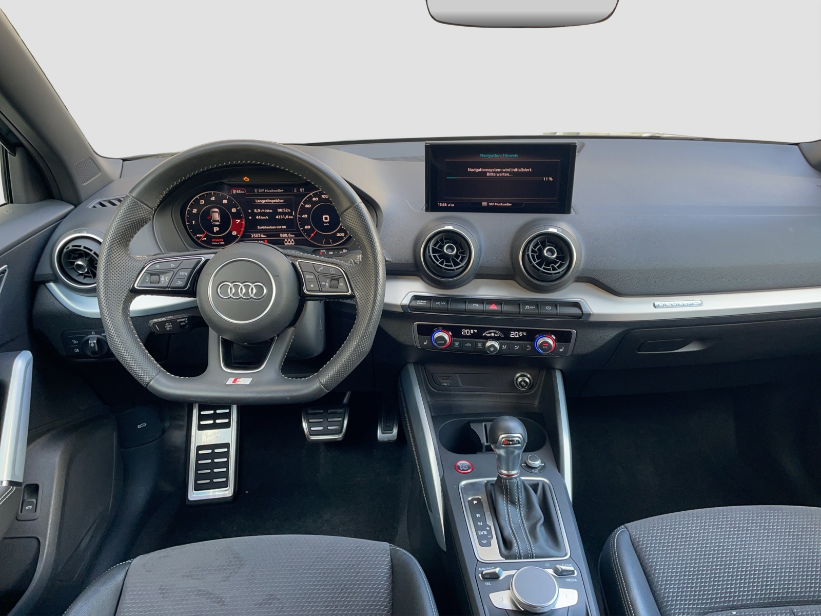 AUDI SQ2 TFSI quattro S-tronic-image-8