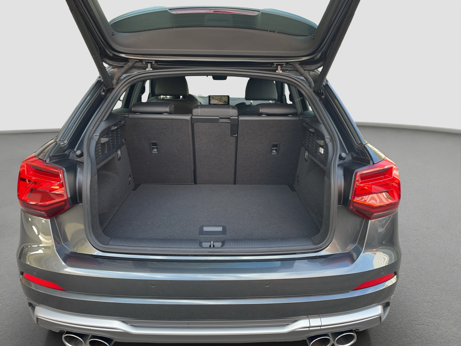 AUDI SQ2 TFSI quattro S-tronic-image-9