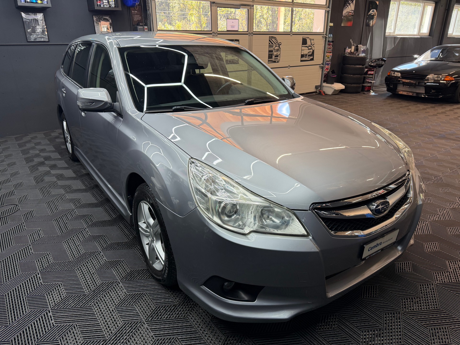 SUBARU Legacy 2.0i Swiss AWD-image-5